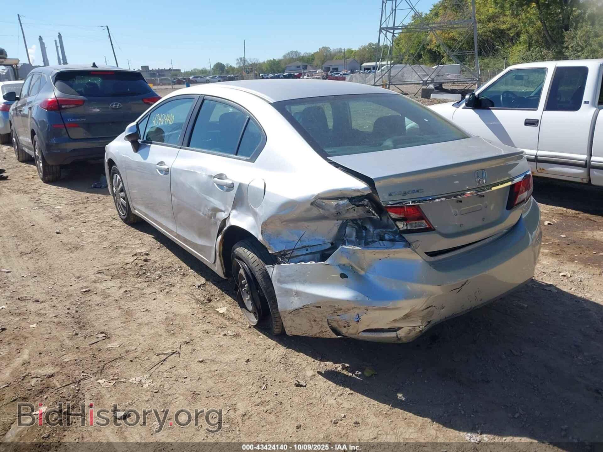 2013 HONDA CIVIC - VIN: 19XFB2E55DE081305 - Фото 3