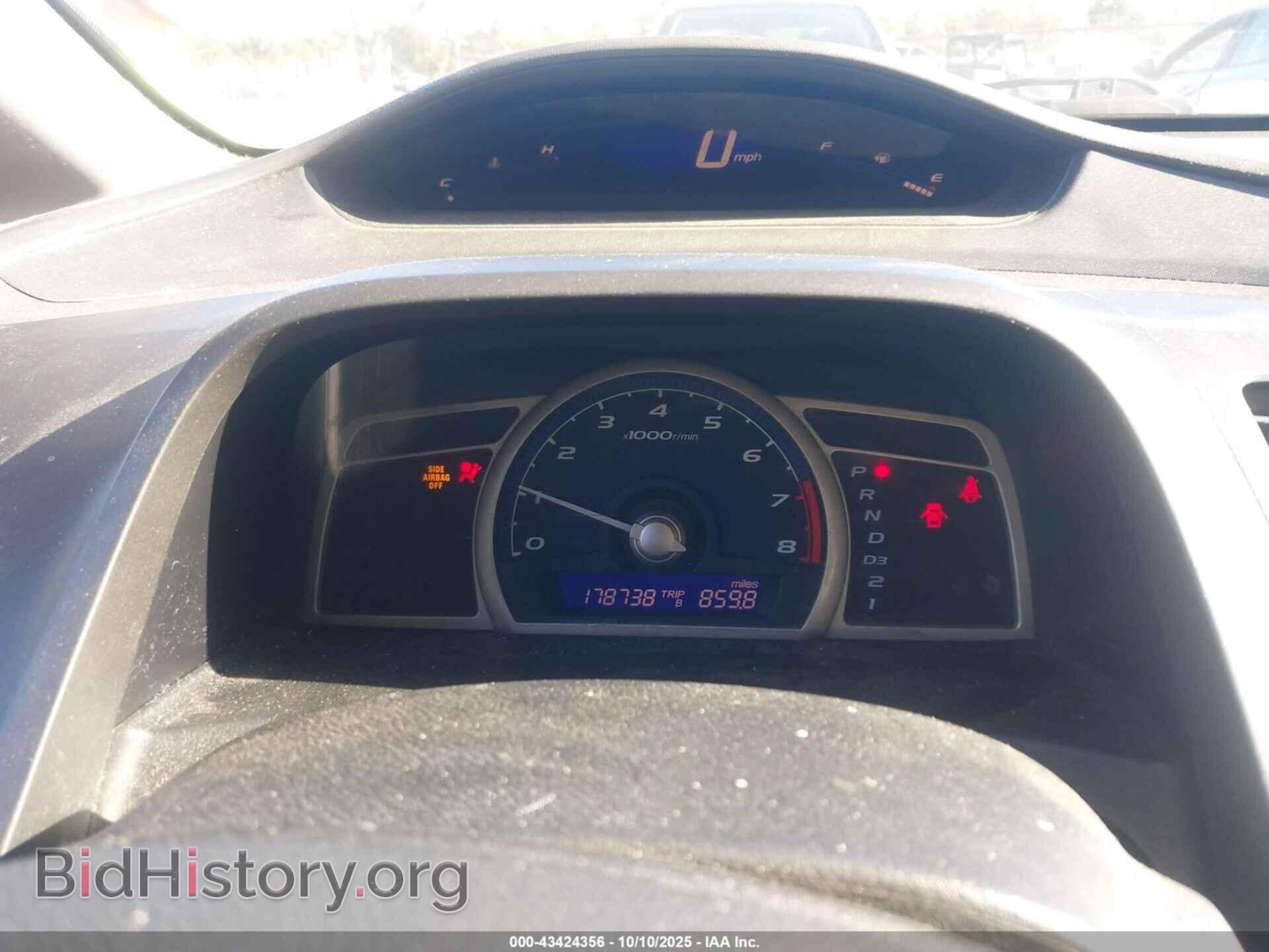 2010 HONDA CIVIC - VIN: 19XFA1F3XAE079779 - Фото 7