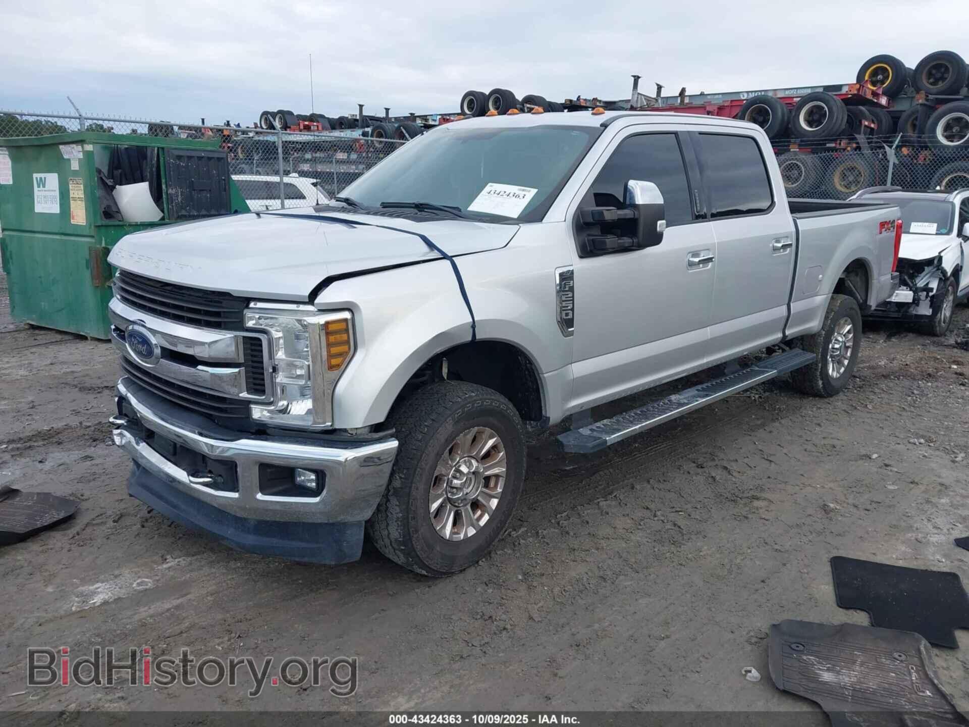 2018 FORD F-250 - VIN: 1FT7W2B60JEB67733 - Фото 2