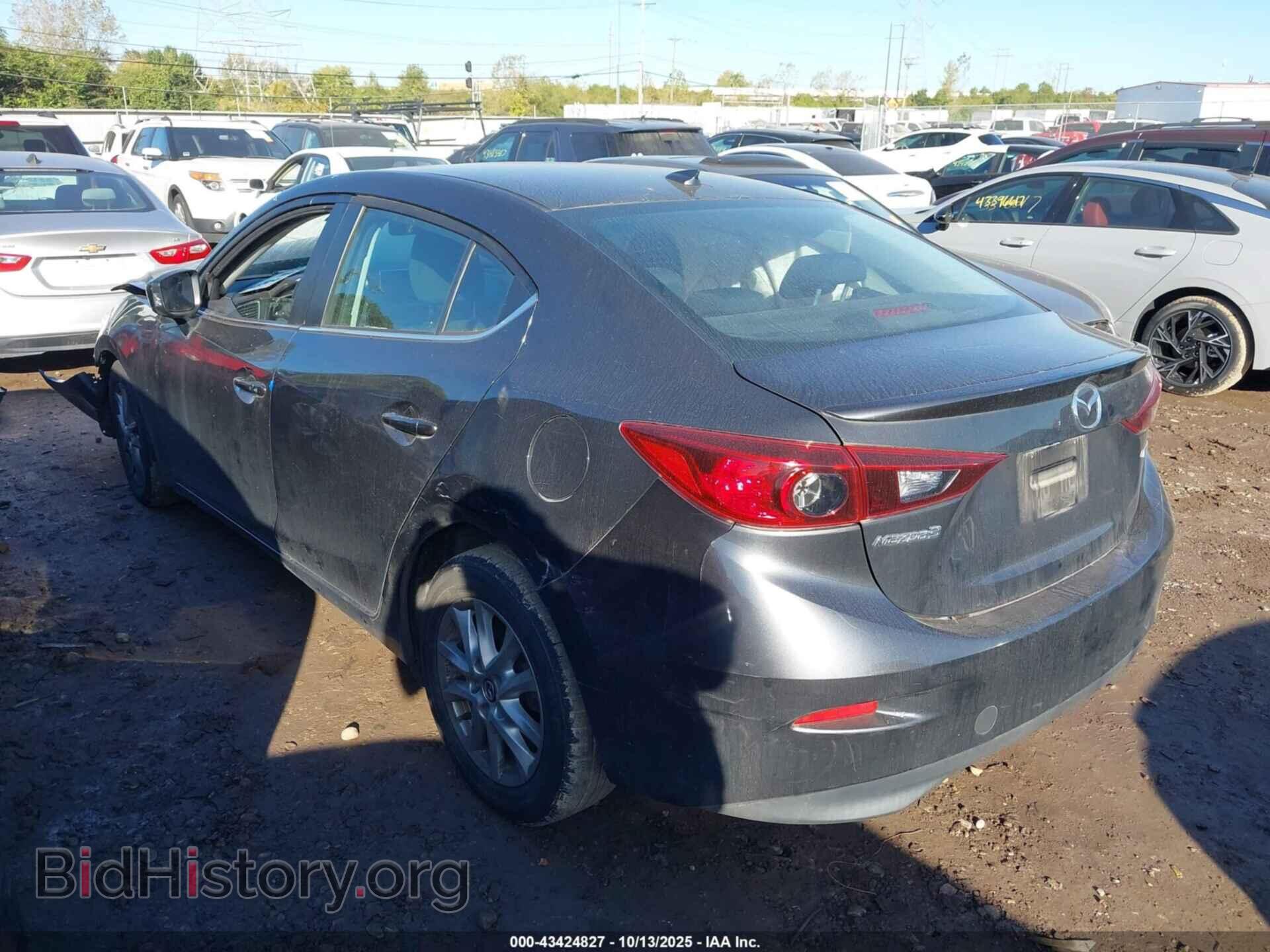 2016 MAZDA MAZDA3 - VIN: 3MZBM1W72GM249184 - Фото 3