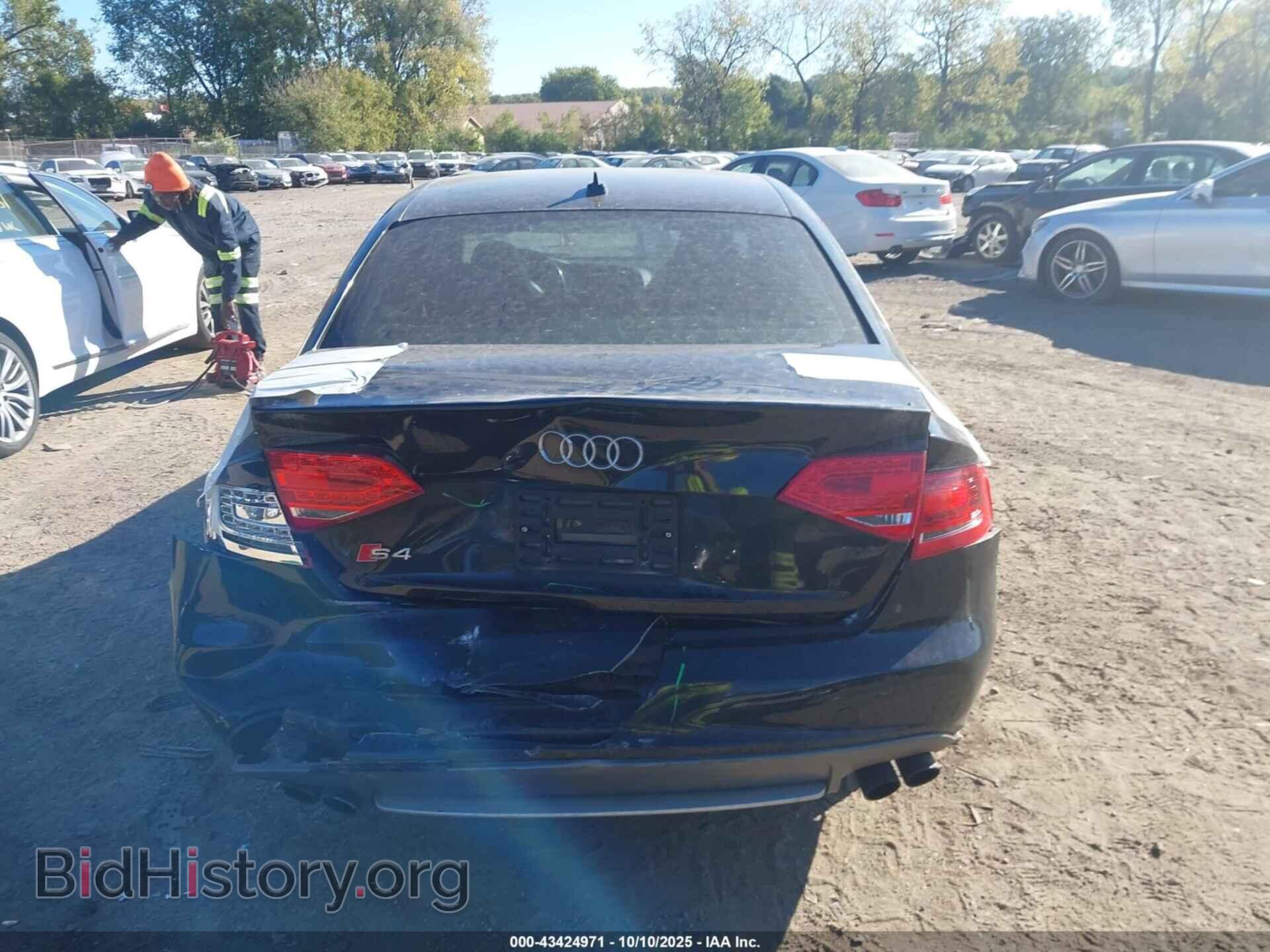 2012 AUDI S4 - VIN: WAUDGAFL4CA112204 - Photo 16