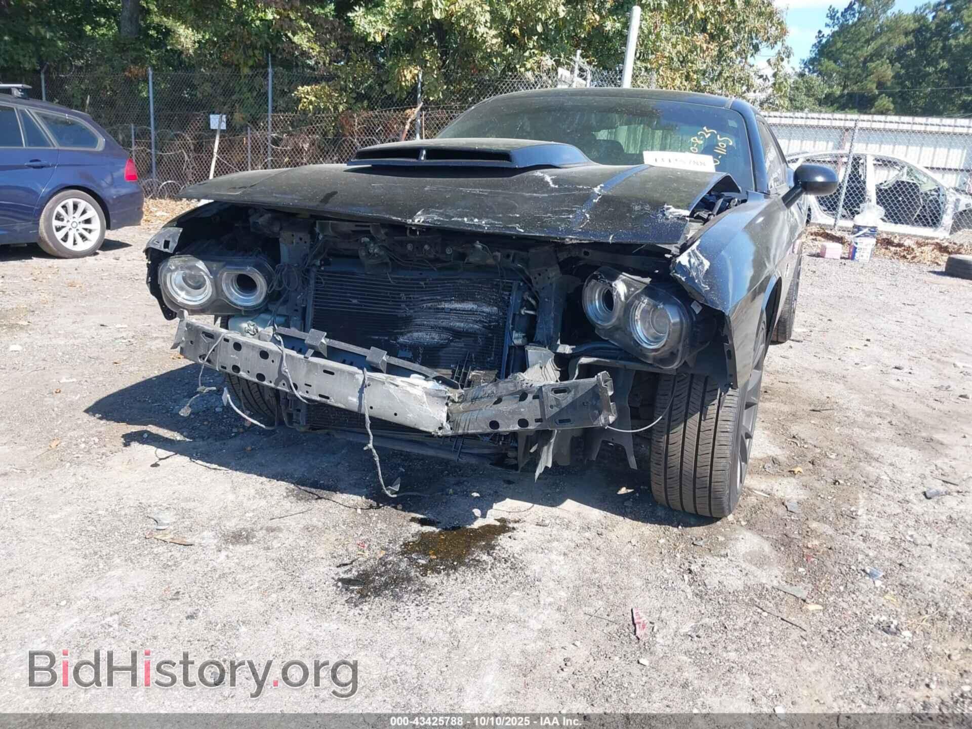 2017 DODGE CHALLENGER - VIN: 2C3CDZBTXHH561105 - Фото 6