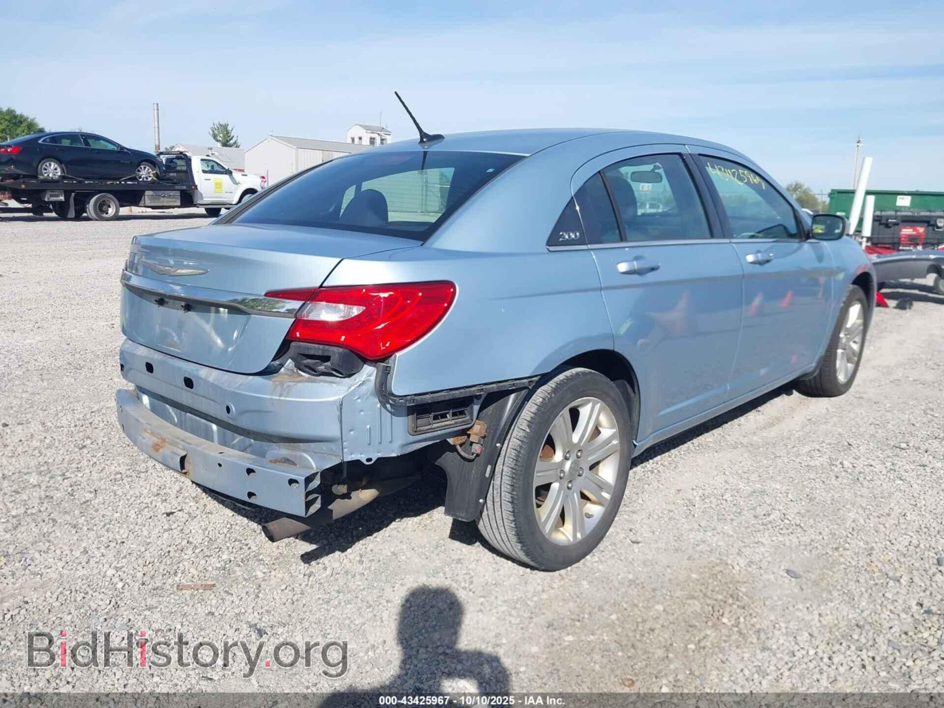 2013 CHRYSLER 200 - VIN: 1C3CCBBB9DN538997 - Фото 4