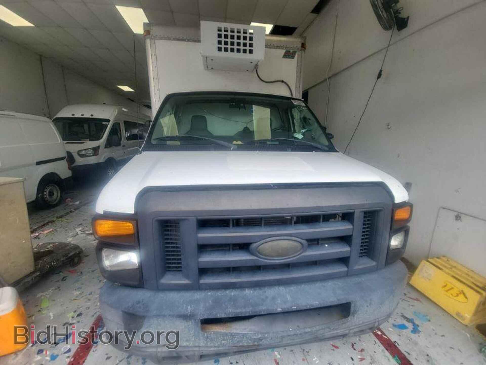 2014 FORD ECONOLINE - VIN: 1FDWE4FL3EDA65599 - Фото 2