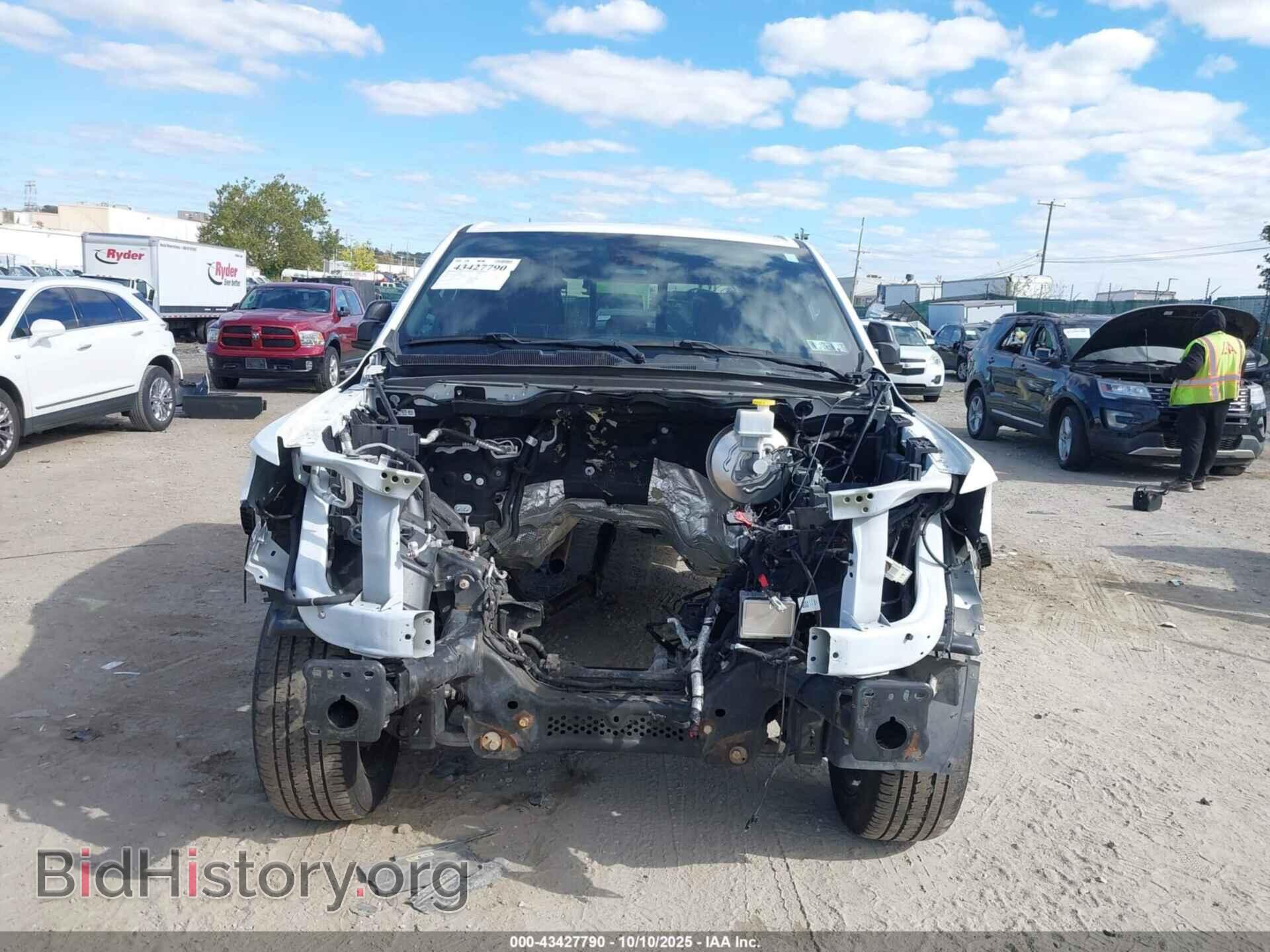 2022 RAM 1500 - VIN: 1C6SRFMT3NN225620 - Фото 6