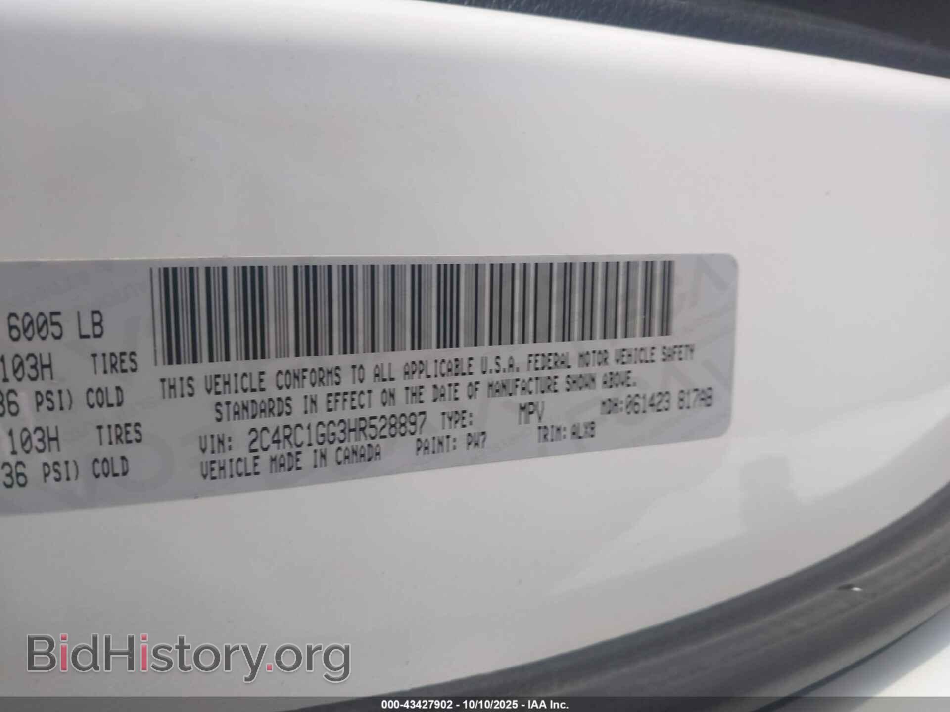 2017 CHRYSLER PACIFICA - VIN: 2C4RC1GG3HR528897 - Photo 9