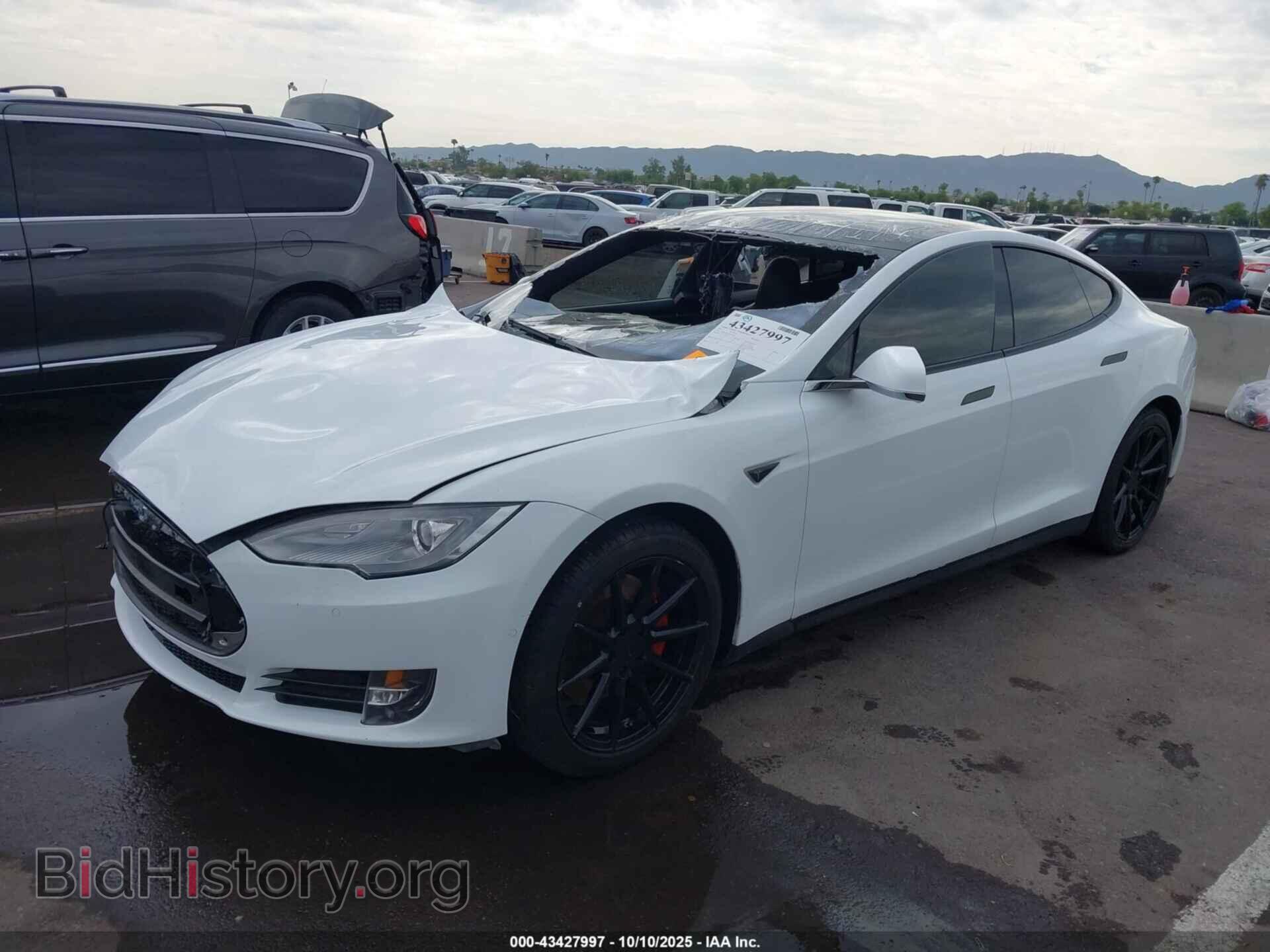 2015 TESLA MODEL S - VIN: 5YJSA1E12FF106618 - Photo 2