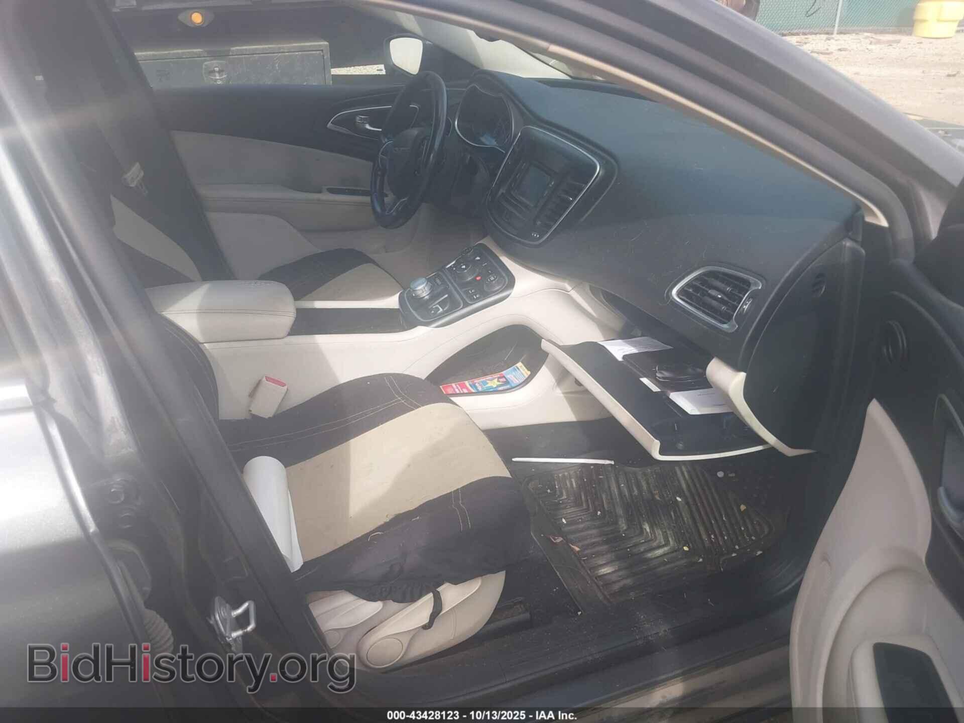 2016 CHRYSLER 200 - VIN: 1C3CCCABXGN159941 - Фото 5