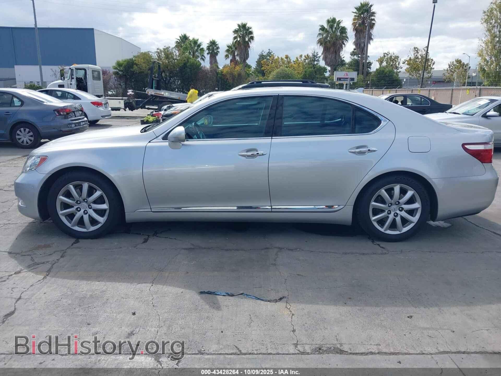 2007 LEXUS LS 460 - VIN: JTHBL46F575001403 - Photo 14