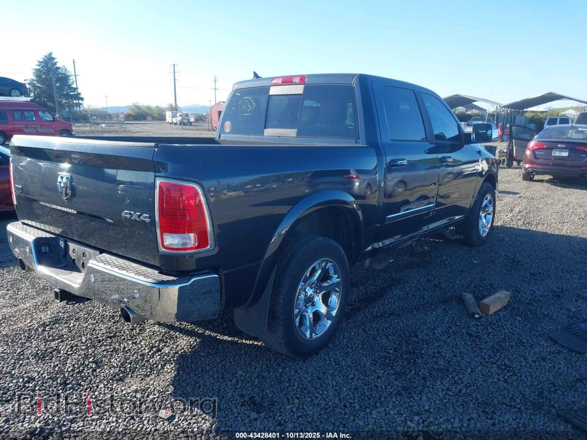 2018 RAM 1500 - VIN: 1C6RR7NT6JS116373 - Фото 4