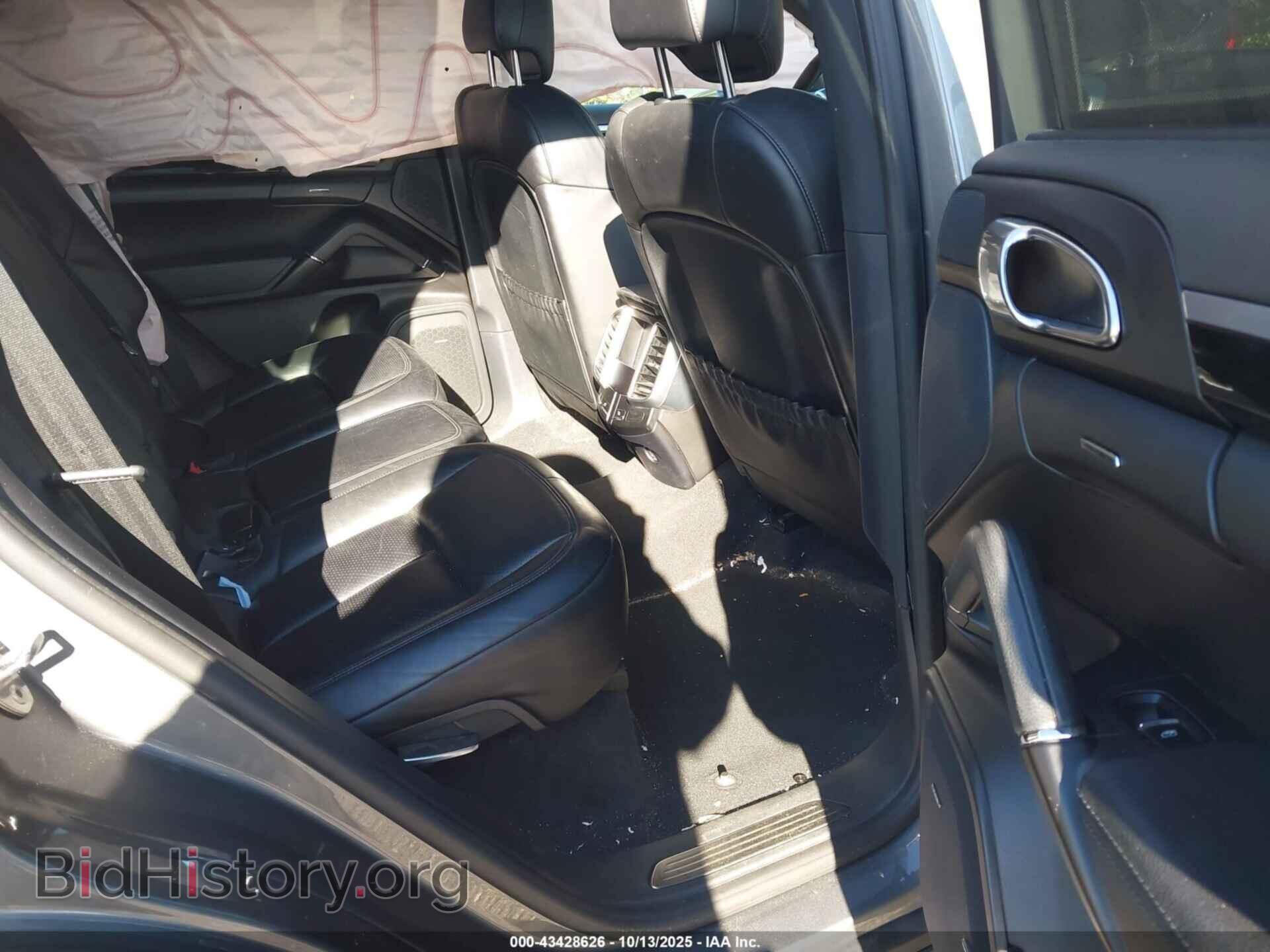 2017 PORSCHE CAYENNE - VIN: WP1AB2A2XHLA53162 - Фото 8