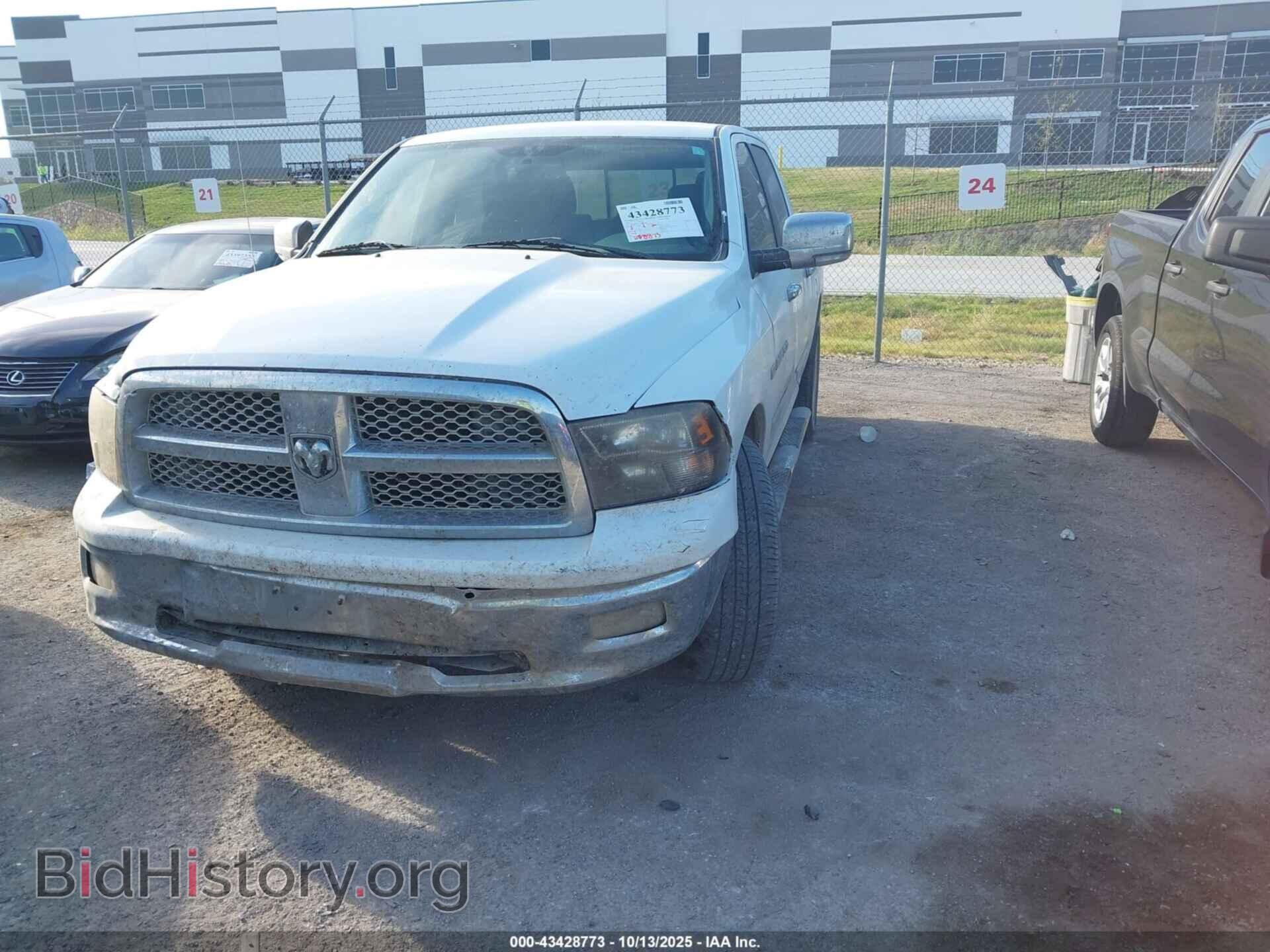 2011 RAM RAM 1500 - VIN: 1D7RB1CT1BS611908 - Фото 2