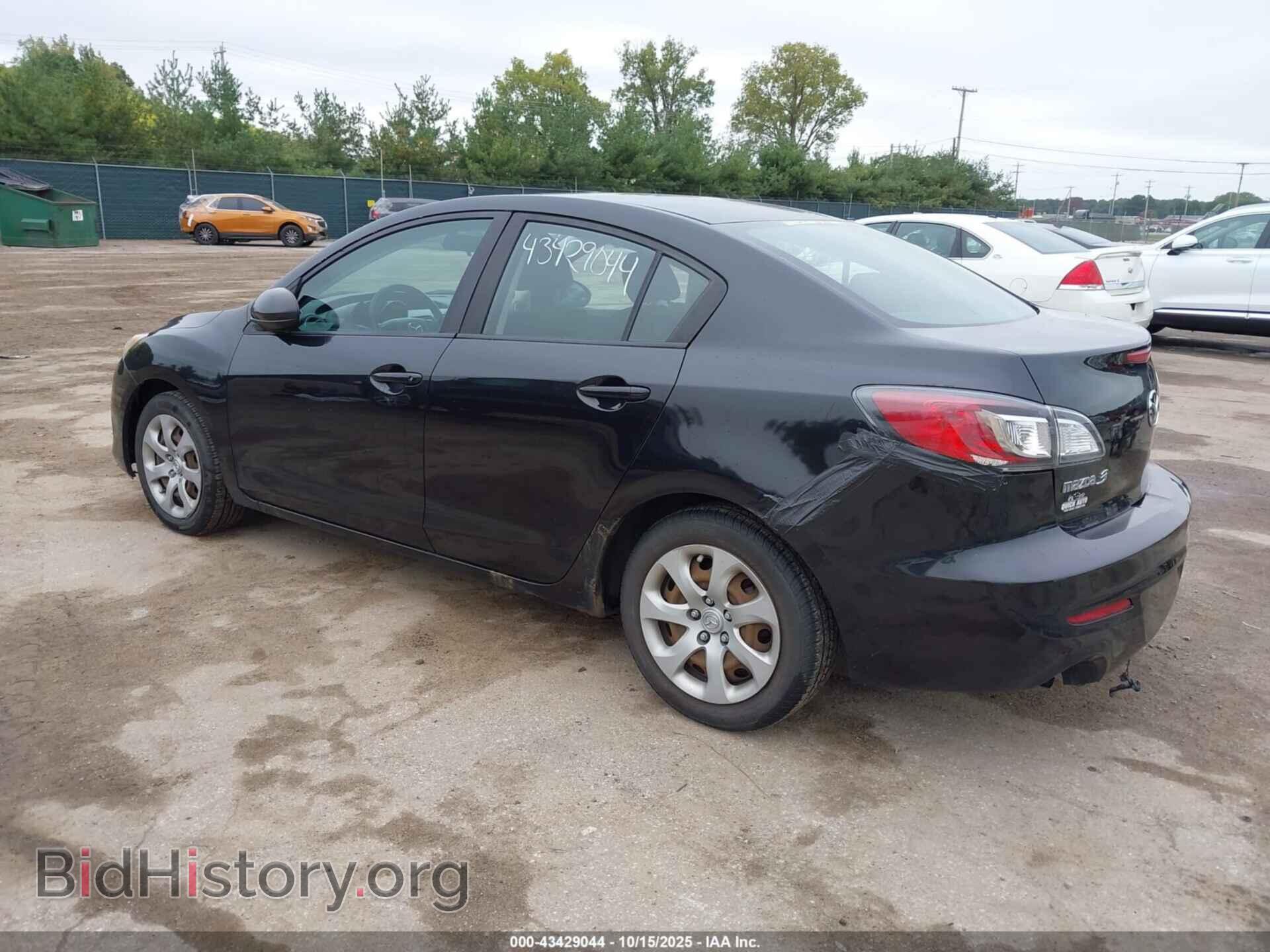 2012 MAZDA MAZDA3 - VIN: JM1BL1UF5C1545310 - Фото 3