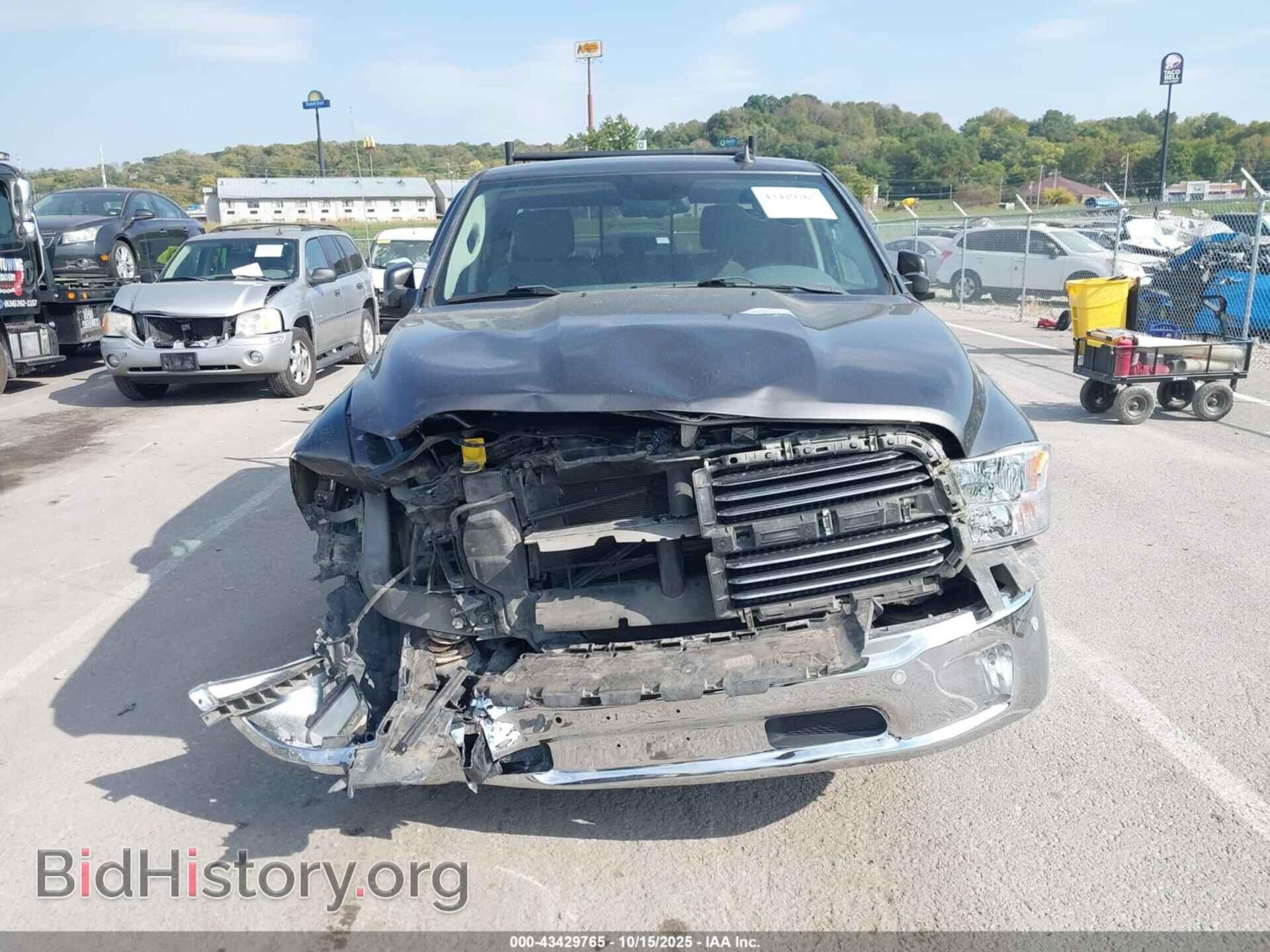 2017 RAM 1500 - VIN: 3C6RR7LT5HG593526 - Фото 18