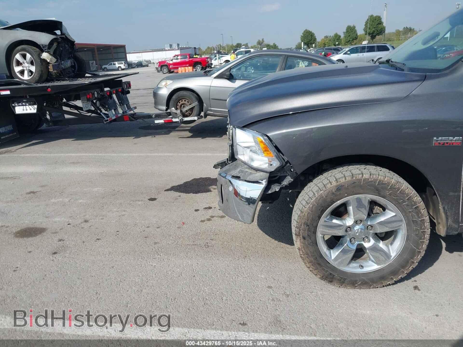 2017 RAM 1500 - VIN: 3C6RR7LT5HG593526 - Фото 6