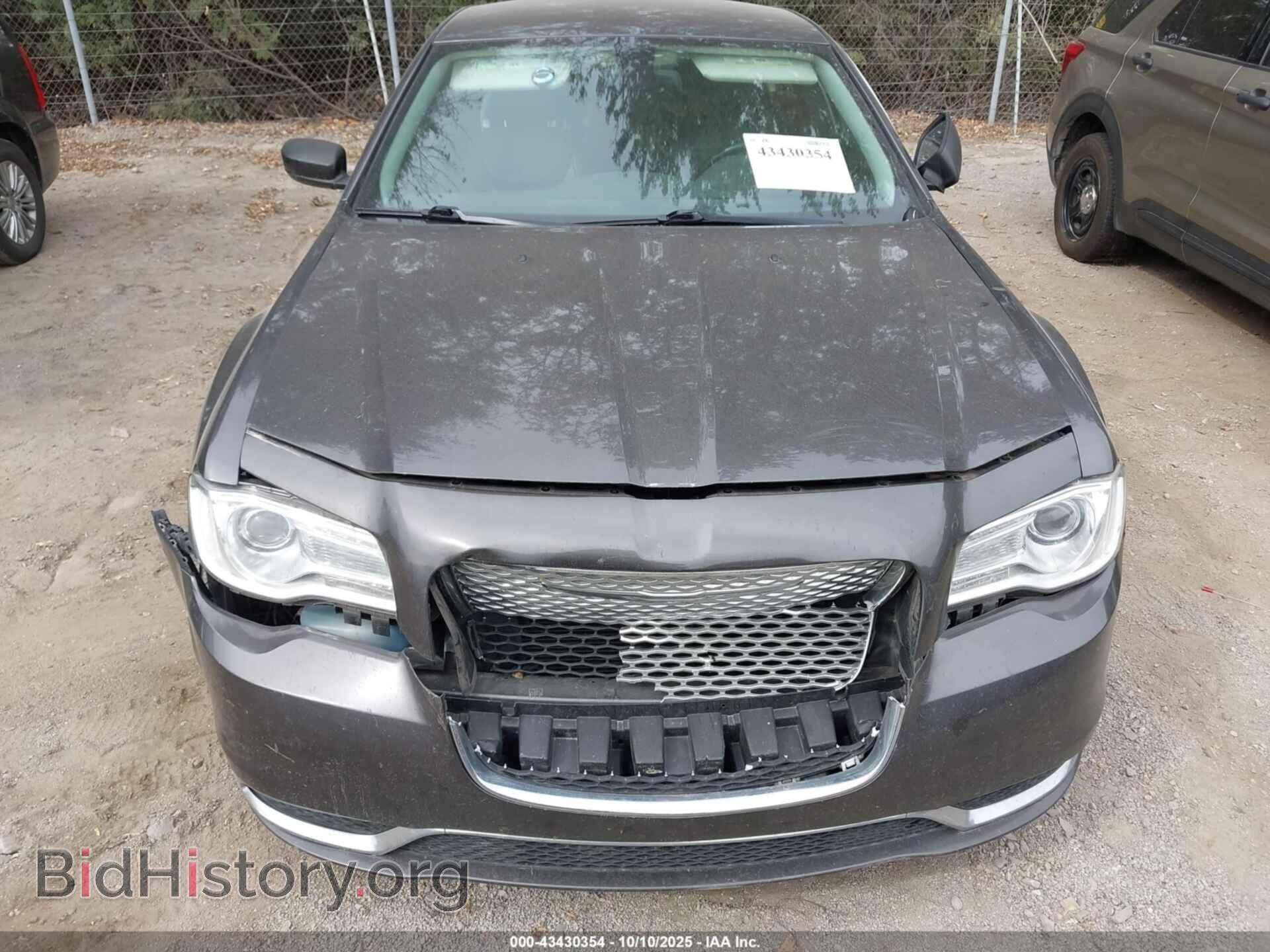2015 CHRYSLER 300 - VIN: 2C3CCAAG6FH779502 - Фото 6