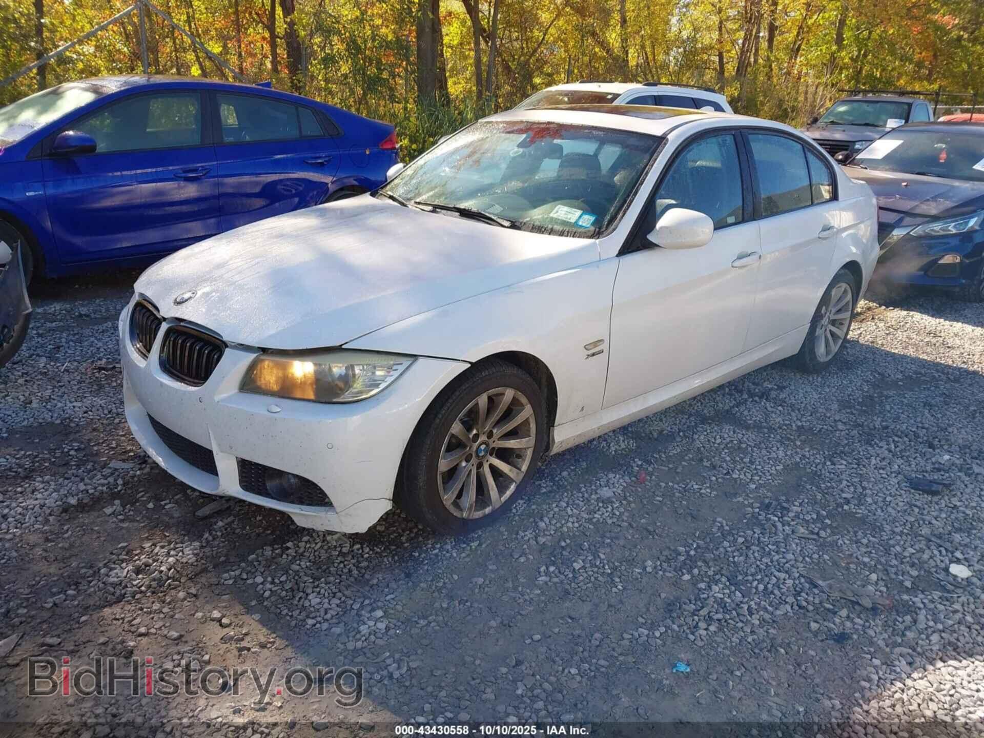2011 BMW 328I - VIN: WBAPK5C58BA659953 - Фото 2