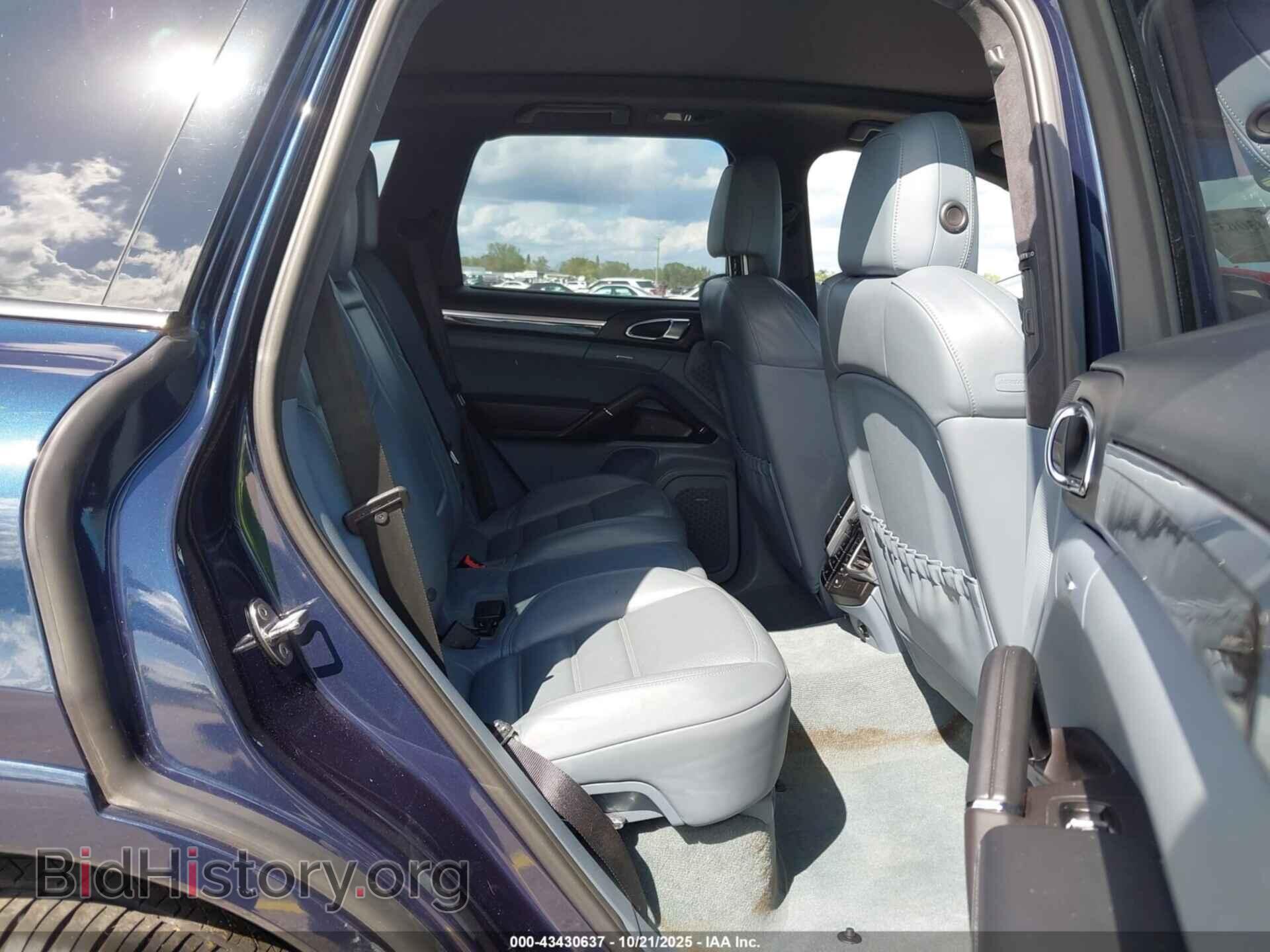 2012 PORSCHE CAYENNE - VIN: WP1AC2A2XCLA84045 - Фото 8