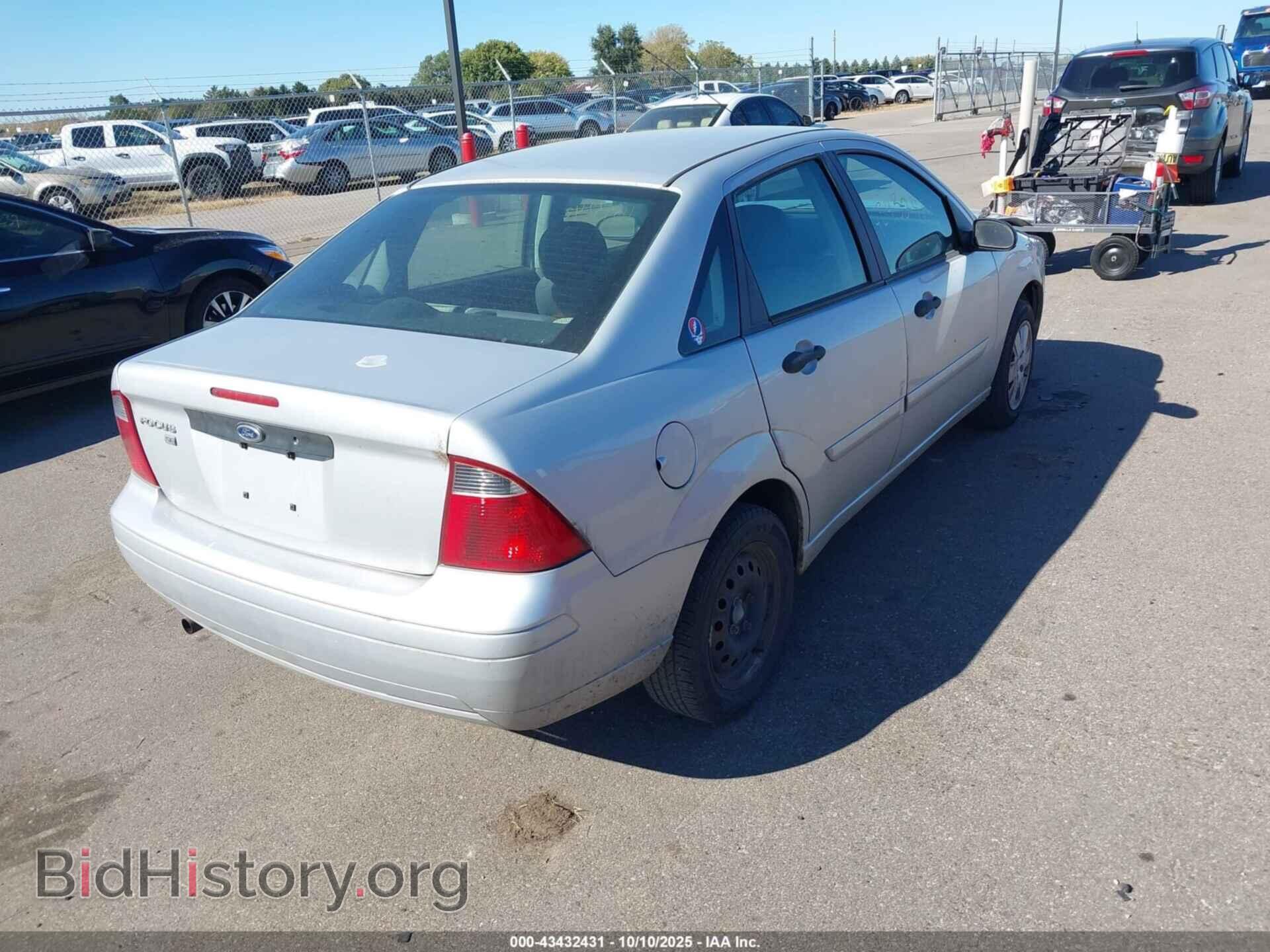 2007 FORD FOCUS - VIN: 1FAFP34N87W320337 - Фото 4