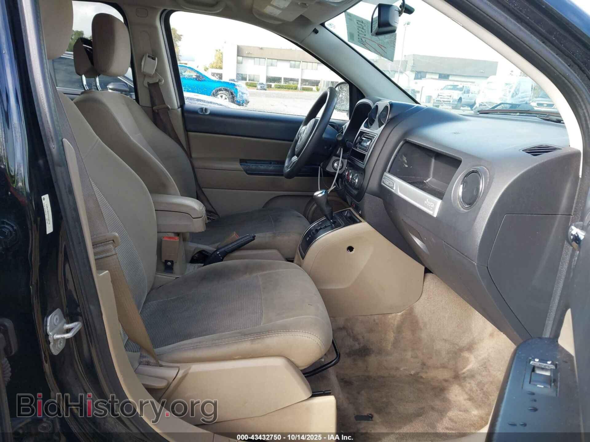 2014 JEEP COMPASS - VIN: 1C4NJCBBXED648738 - Фото 5