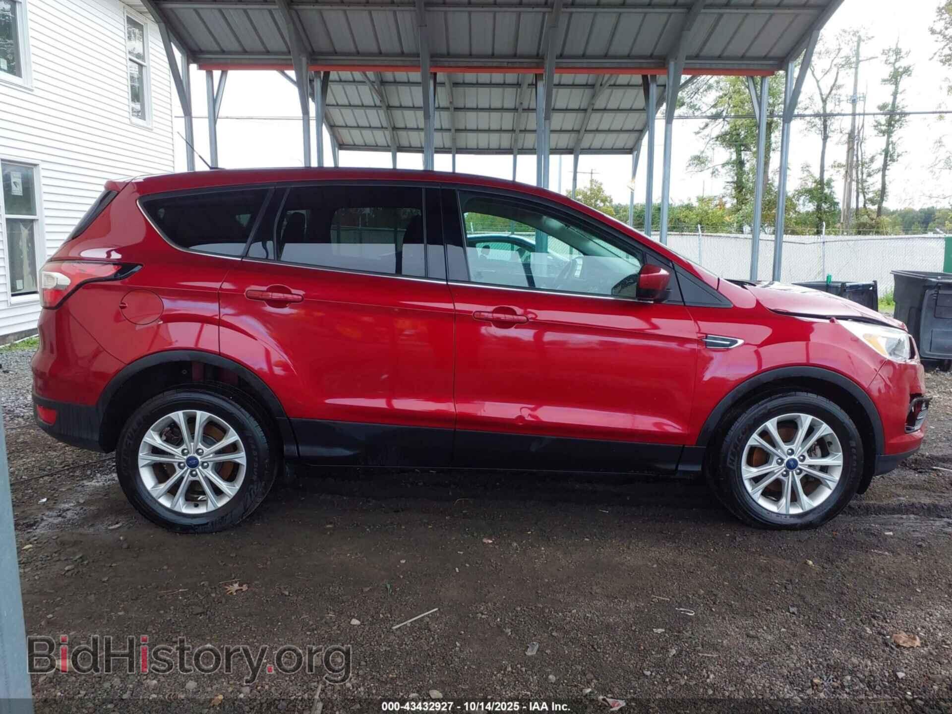 2017 FORD ESCAPE - VIN: 1FMCU0GD1HUC20063 - Фото 12