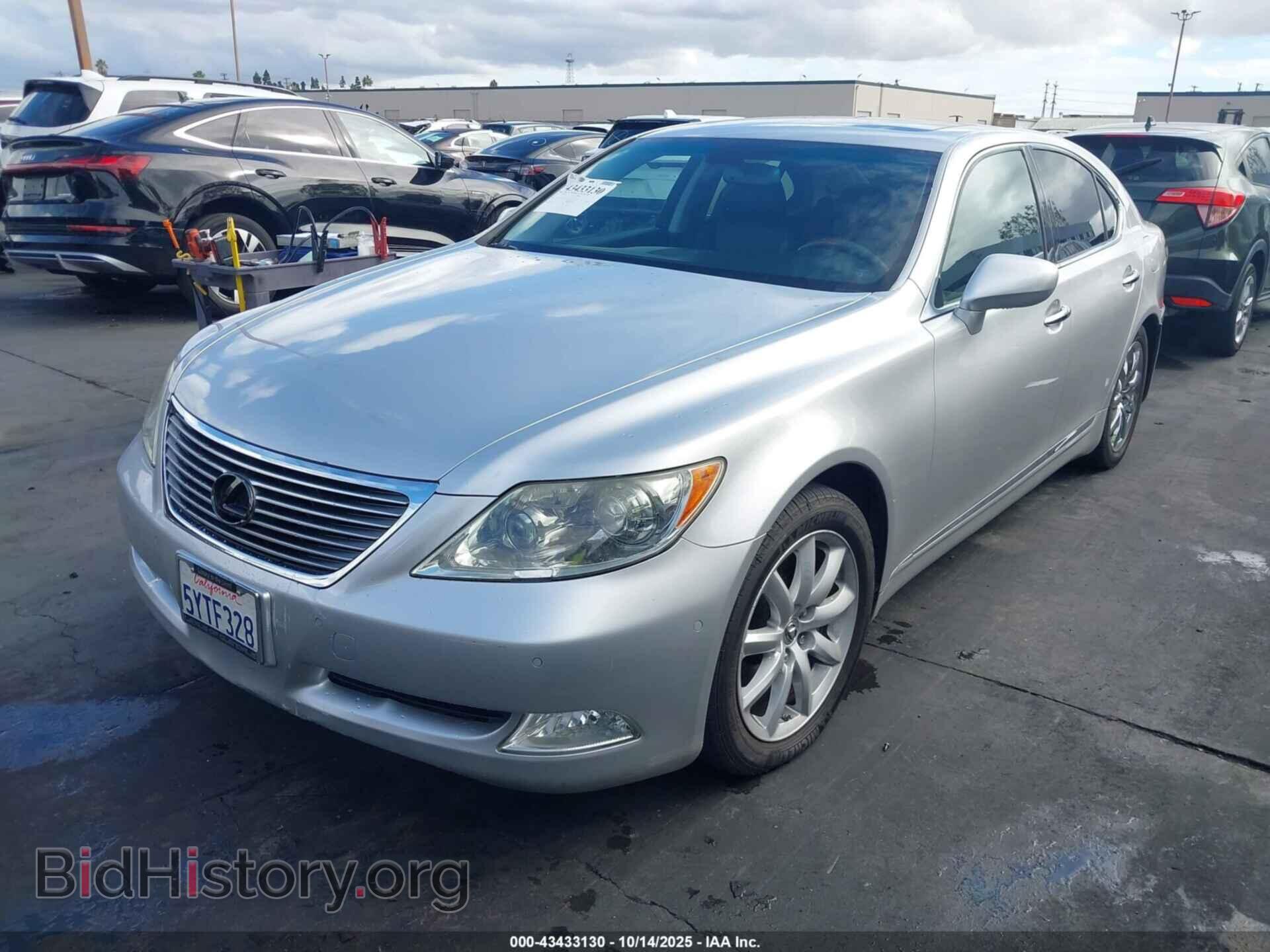 2007 LEXUS LS - VIN: JTHBL46F275029708 - Фото 2
