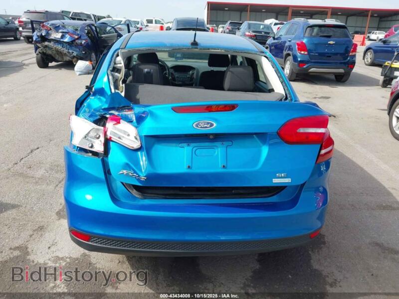 2016 Ford FOCUS (VIN 1FADP3FE2GL333980) — photo 6 of 17