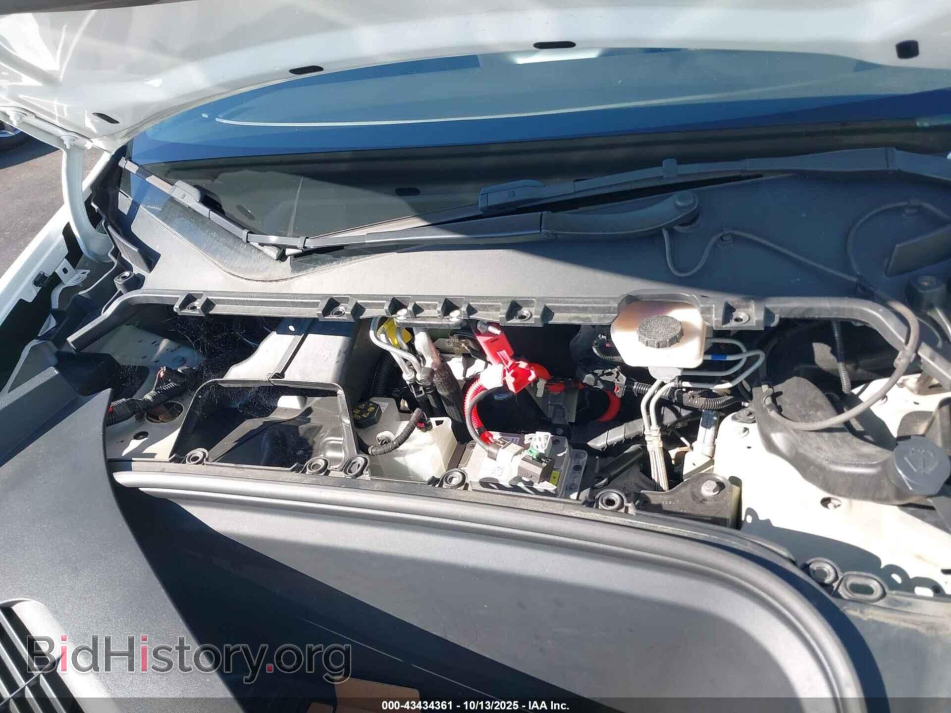 2022 TESLA MODEL Y - VIN: 7SAYGDEE2NF385647 - Фото 10