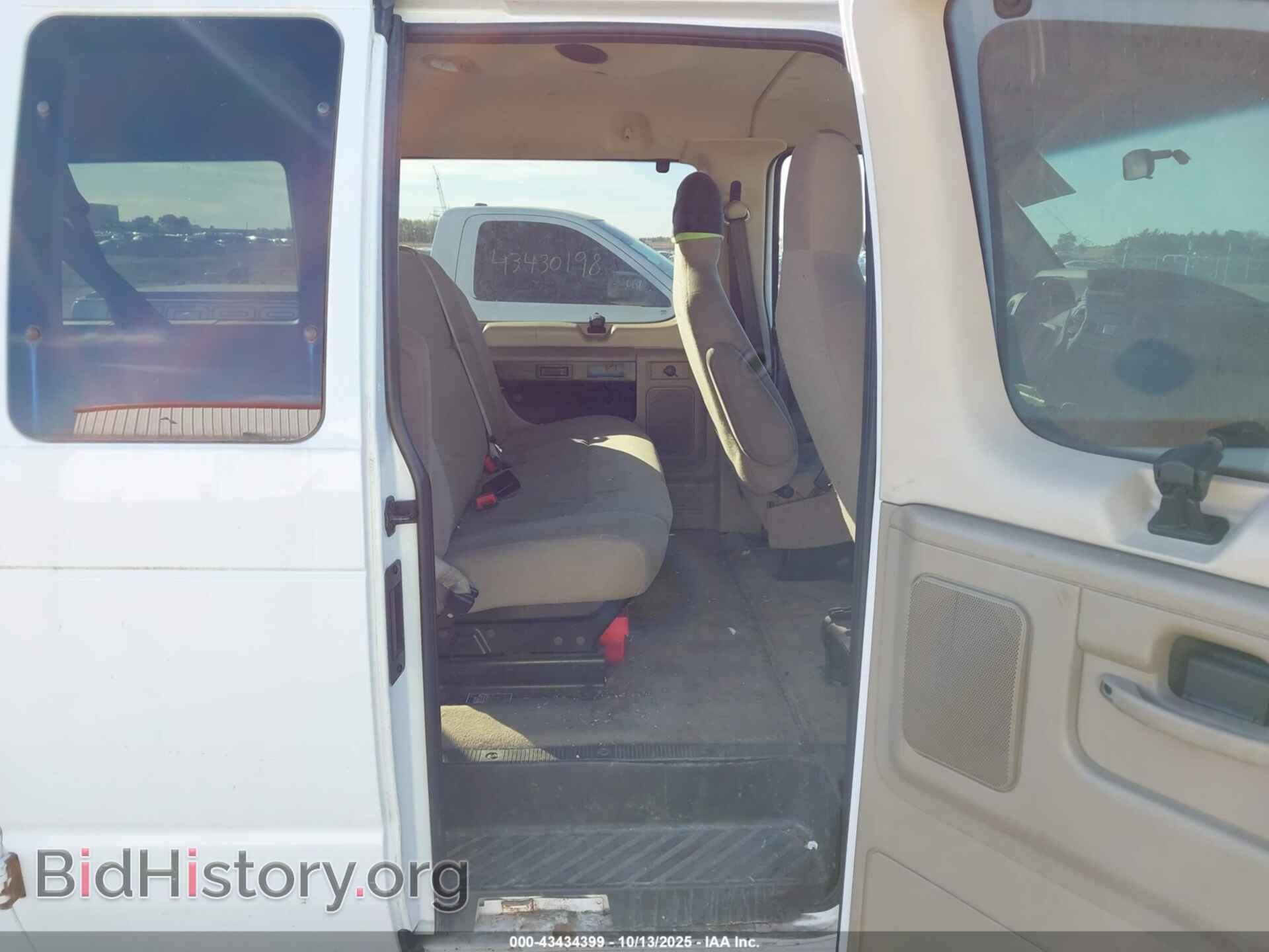 2011 FORD ECONOLINE - VIN: 1FBSS3BLXBDB22036 - Photo 8