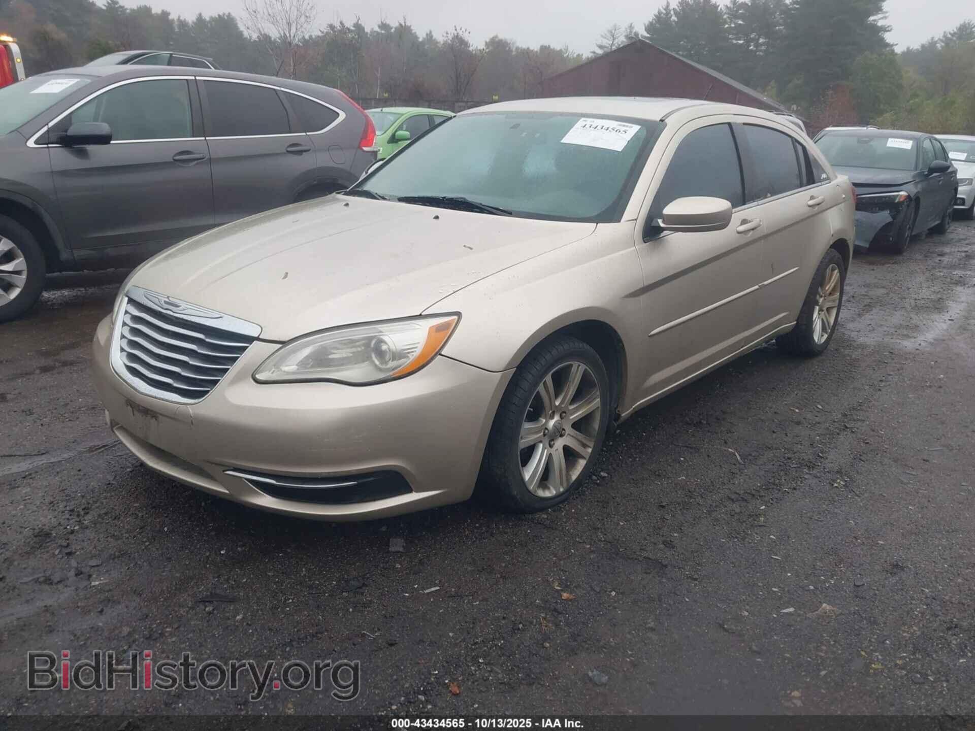 2013 CHRYSLER 200 - VIN: 1C3CCBBB5DN773008 - Фото 2