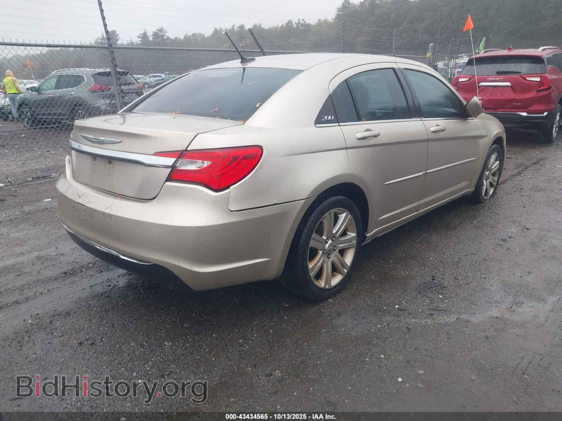 2013 CHRYSLER 200 - VIN: 1C3CCBBB5DN773008 - Фото 4