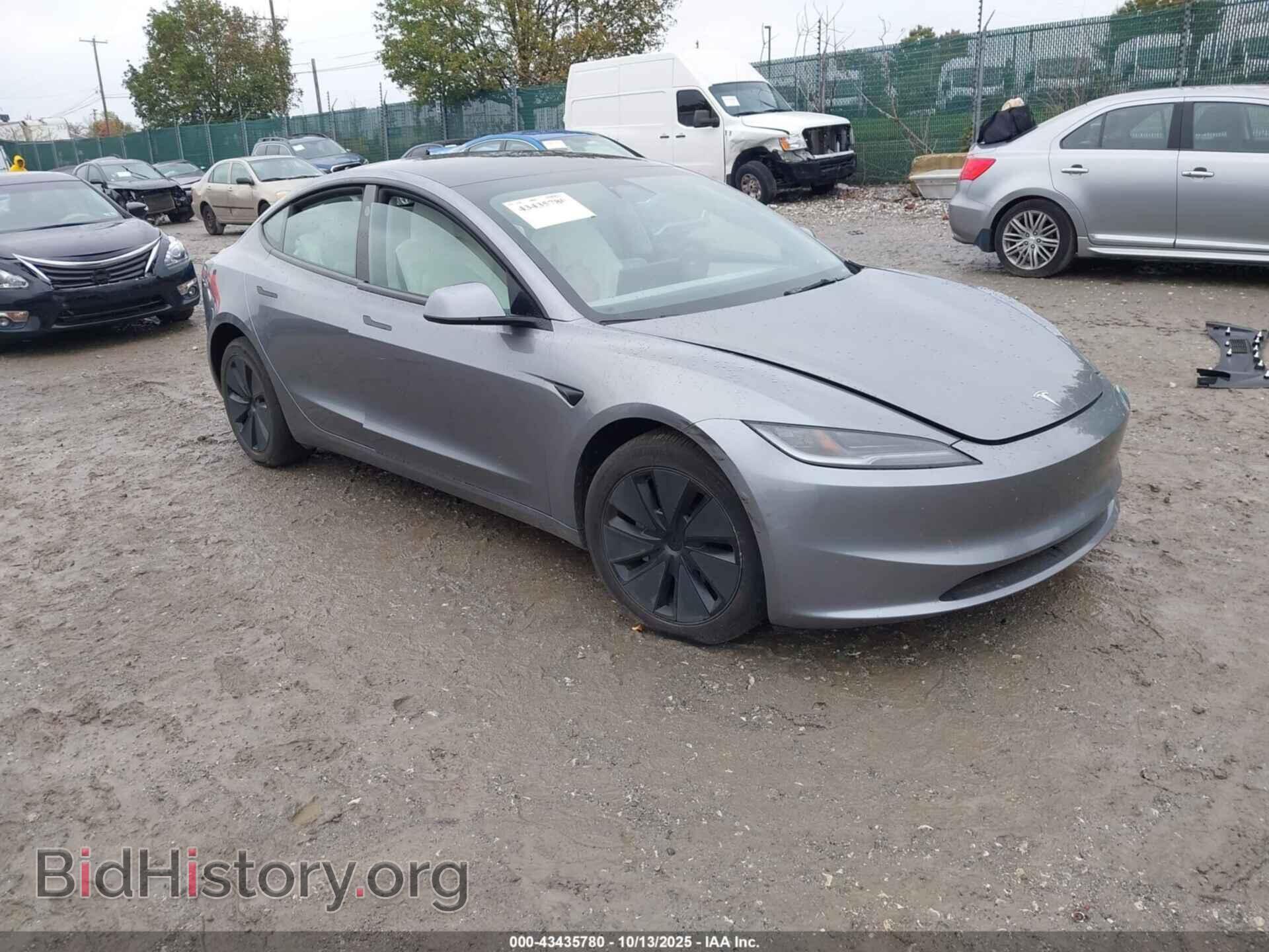 Фотография 5YJ3E1EA1SF031705 - TESLA MODEL 3 2025