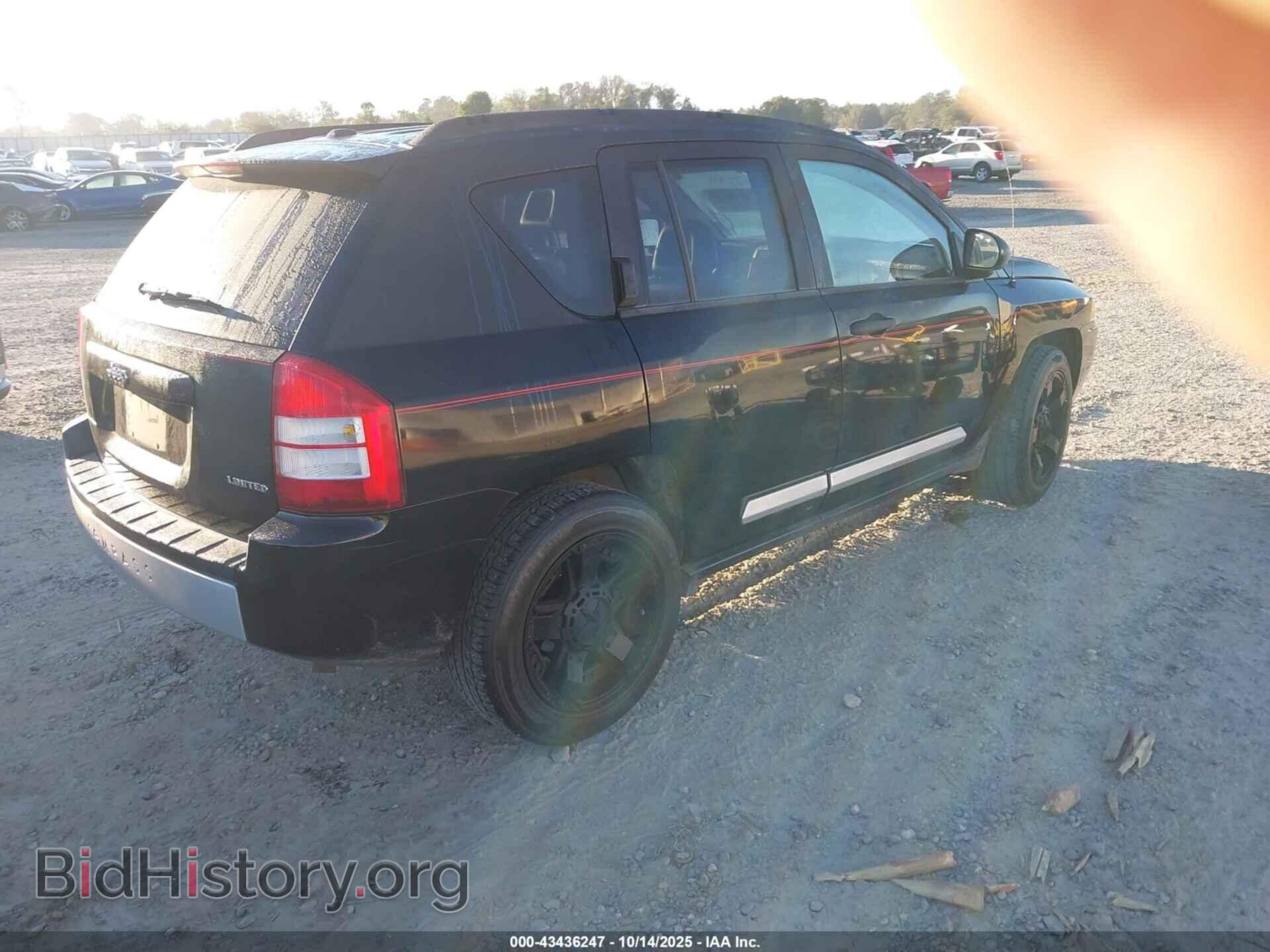 2007 JEEP COMPASS - VIN: 1J8FT57W97D102028 - Фото 4