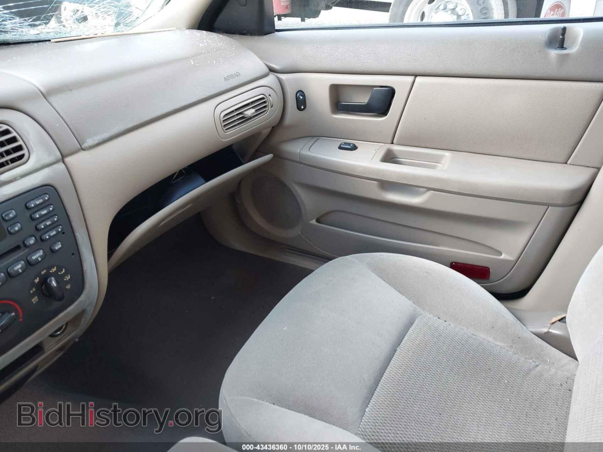 2005 FORD TAURUS - VIN: 1FAFP53U45A300388 - Фото 5