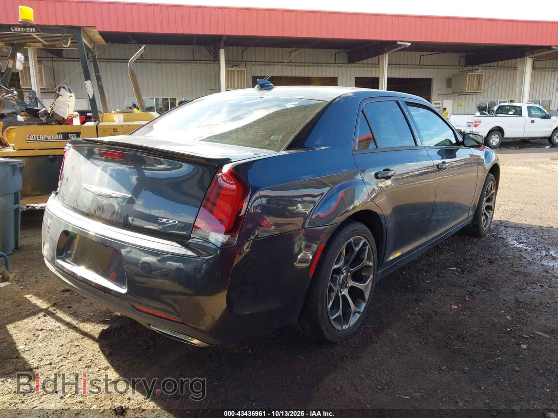 2015 CHRYSLER 300 - VIN: 2C3CCABG2FH760220 - Фото 4