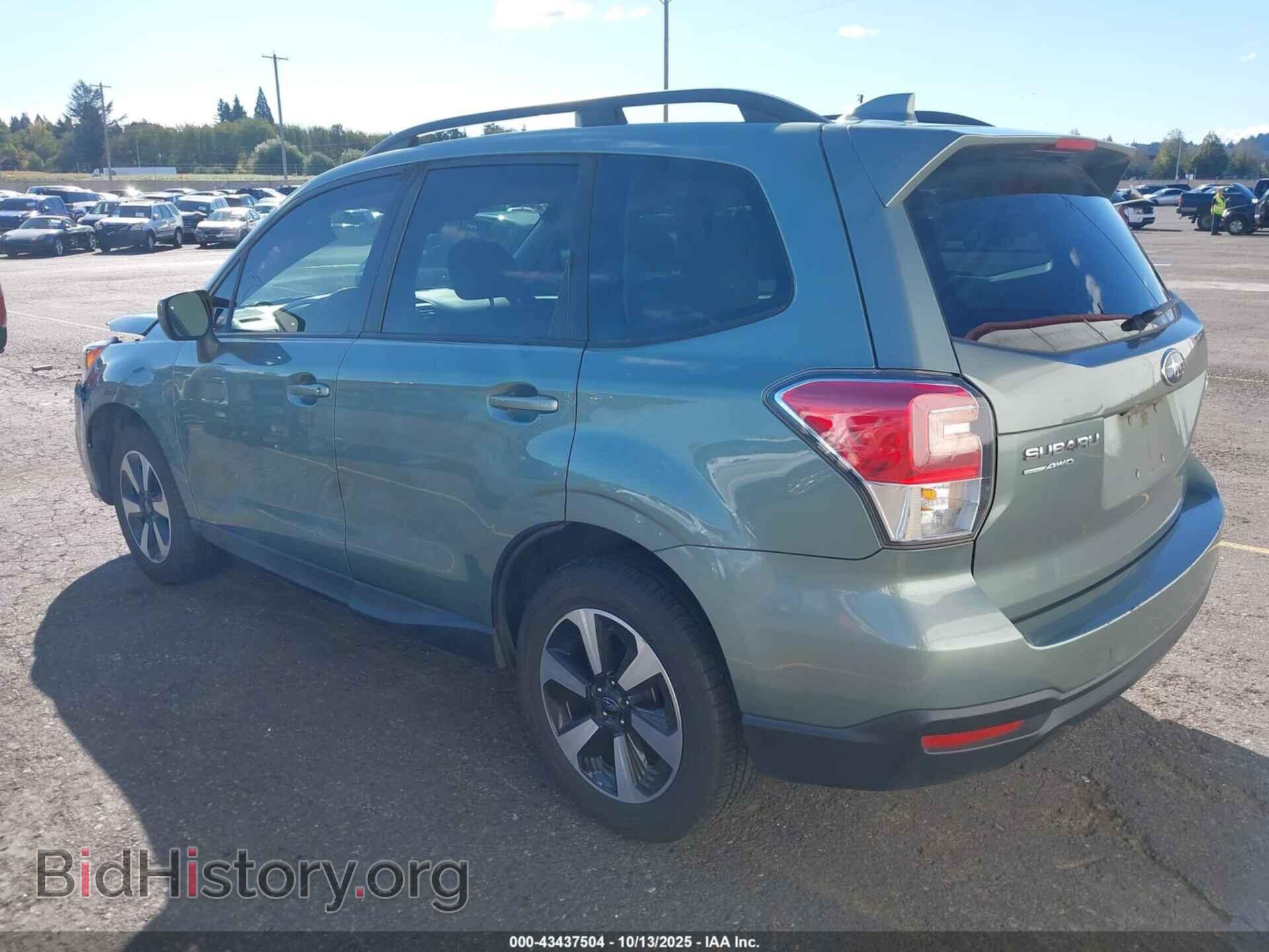 2018 SUBARU FORESTER - VIN: JF2SJAEC4JH567637 - Фото 3