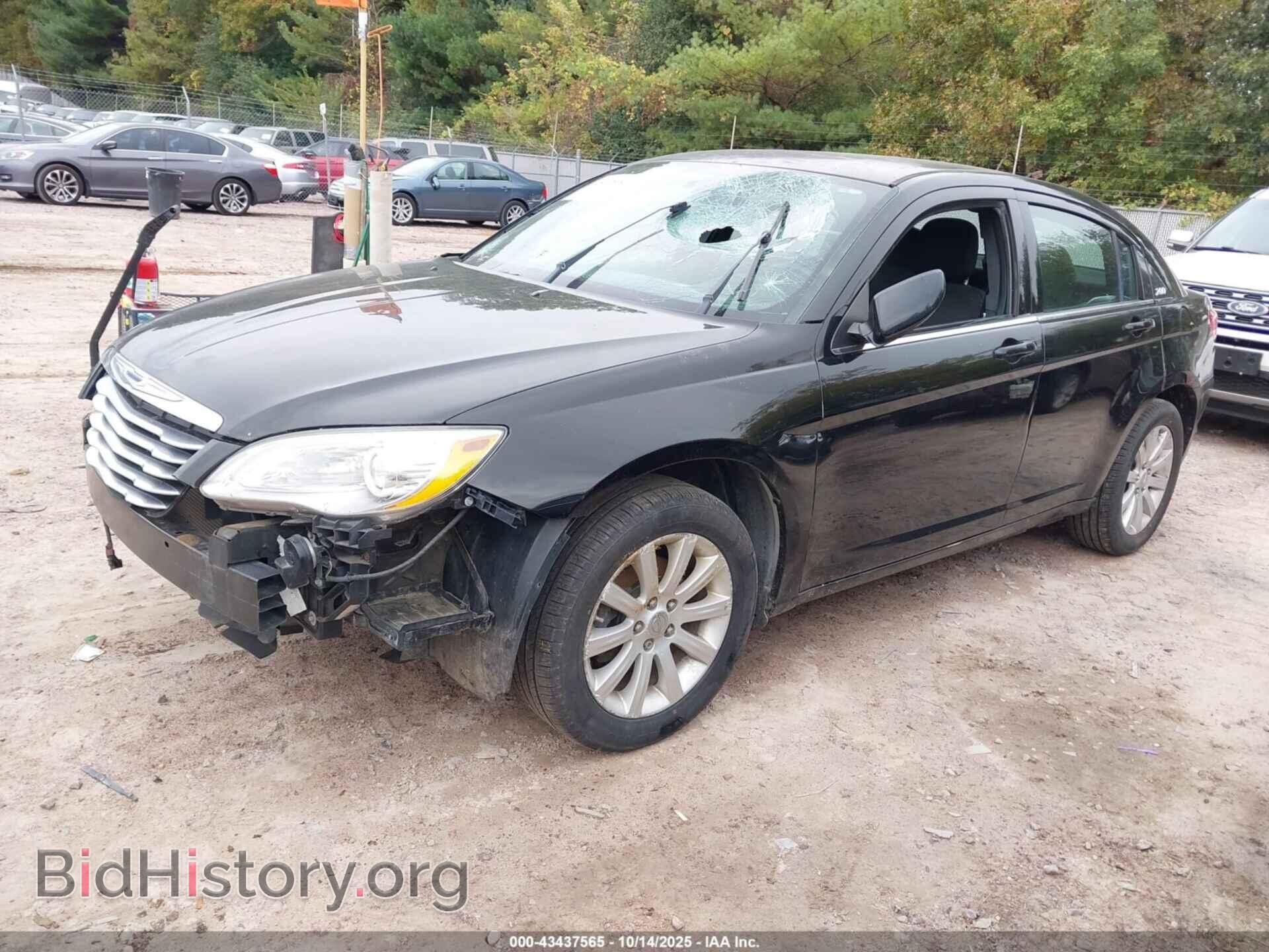 2013 CHRYSLER 200 - VIN: 1C3CCBBB7DN545995 - Photo 2