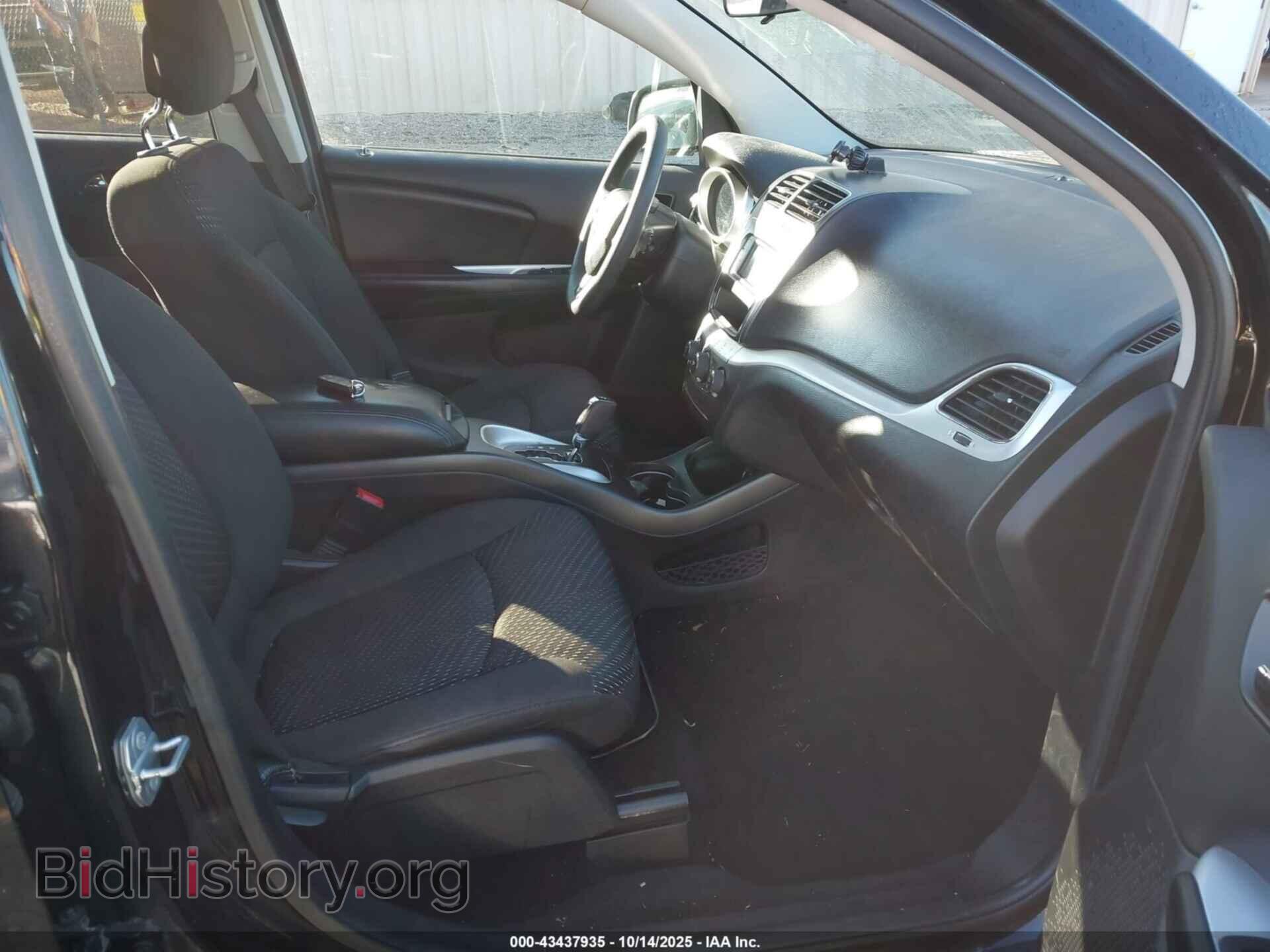 2017 DODGE JOURNEY - VIN: 3C4PDCAB5HT527082 - Фото 5