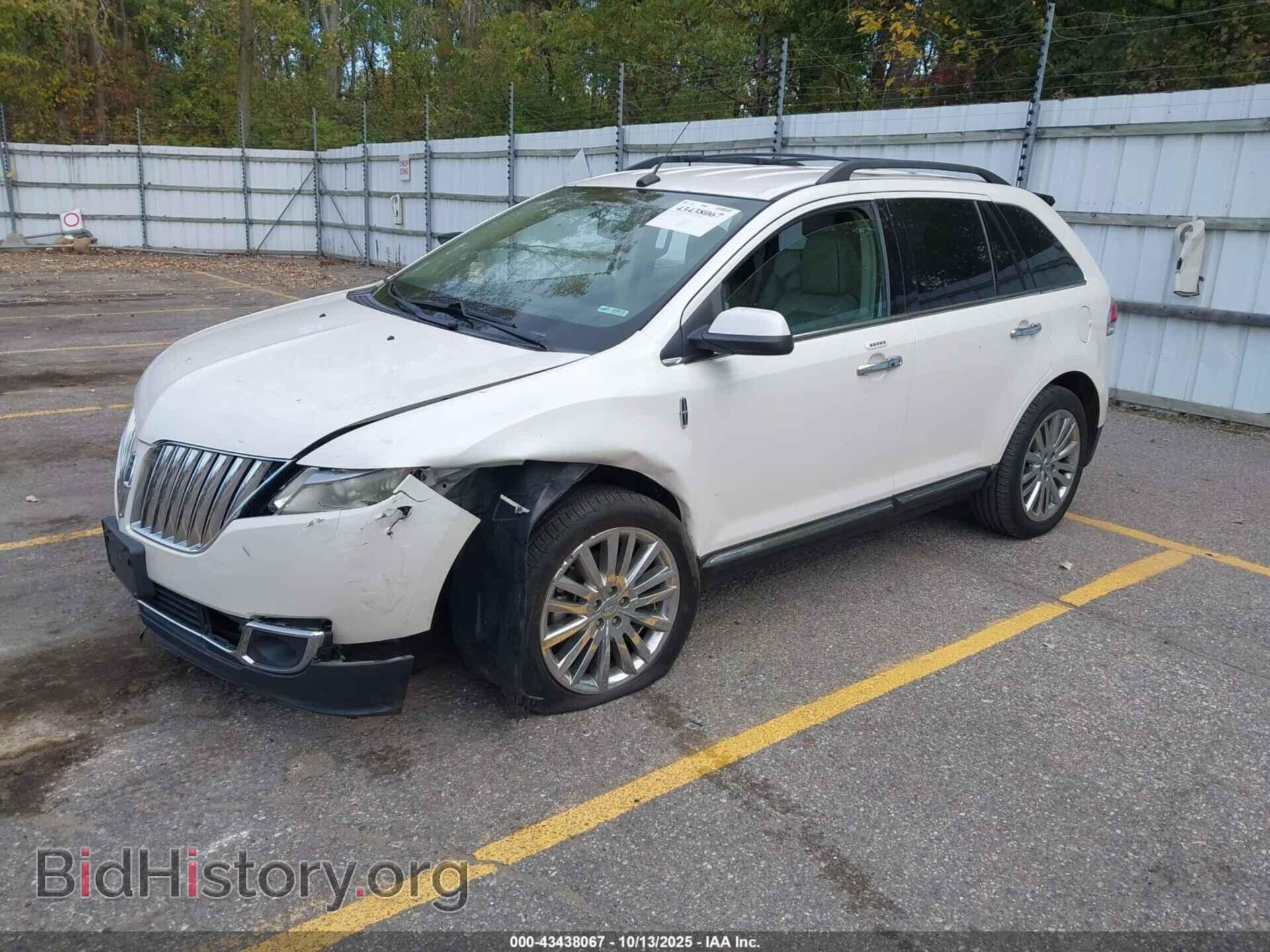 2011 LINCOLN MKX - VIN: 2LMDJ8JK4BBJ30877 - Фото 2