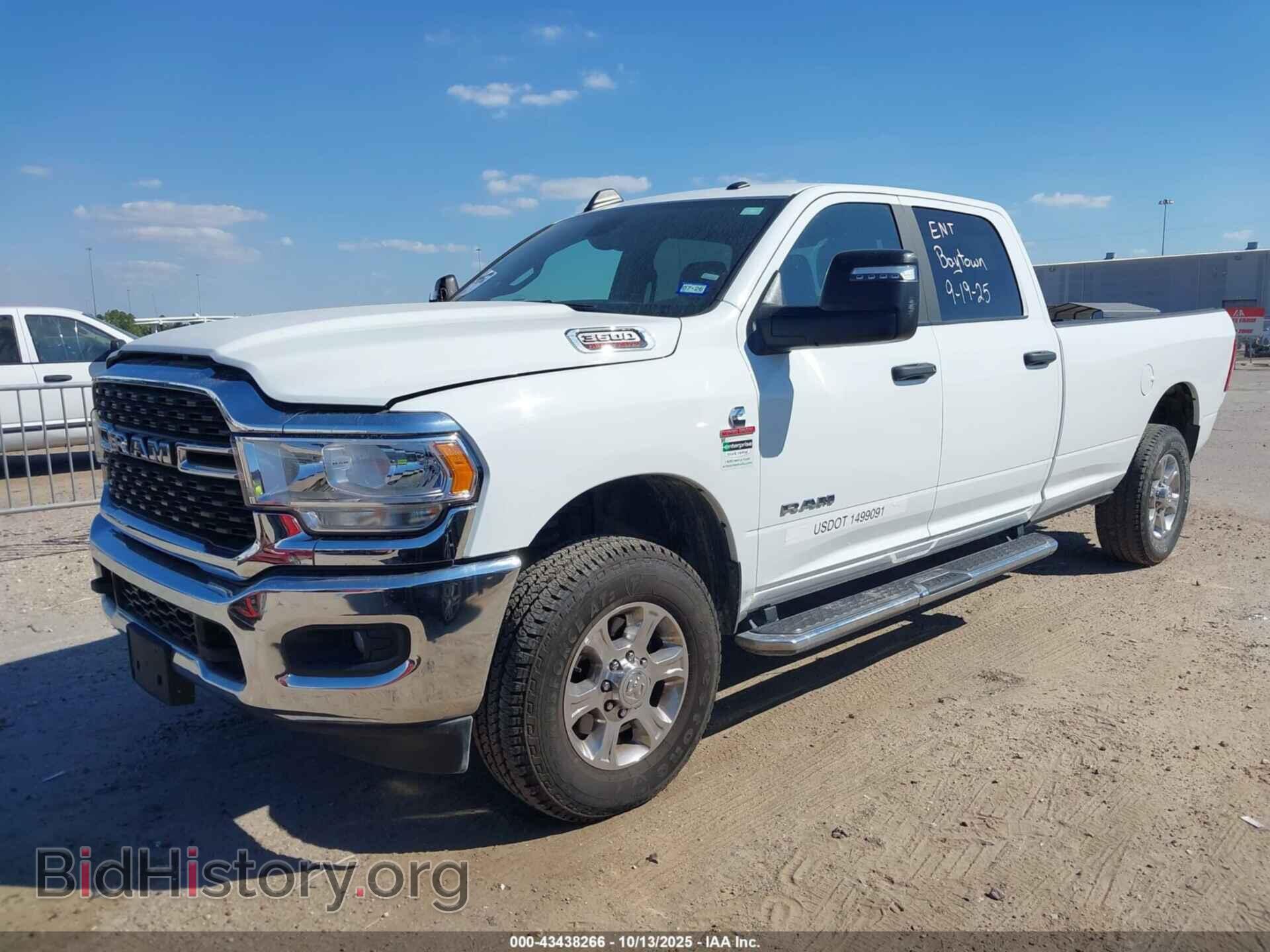 2024 RAM 3500 - VIN: 3C63R3HLXRG339299 - Фото 2