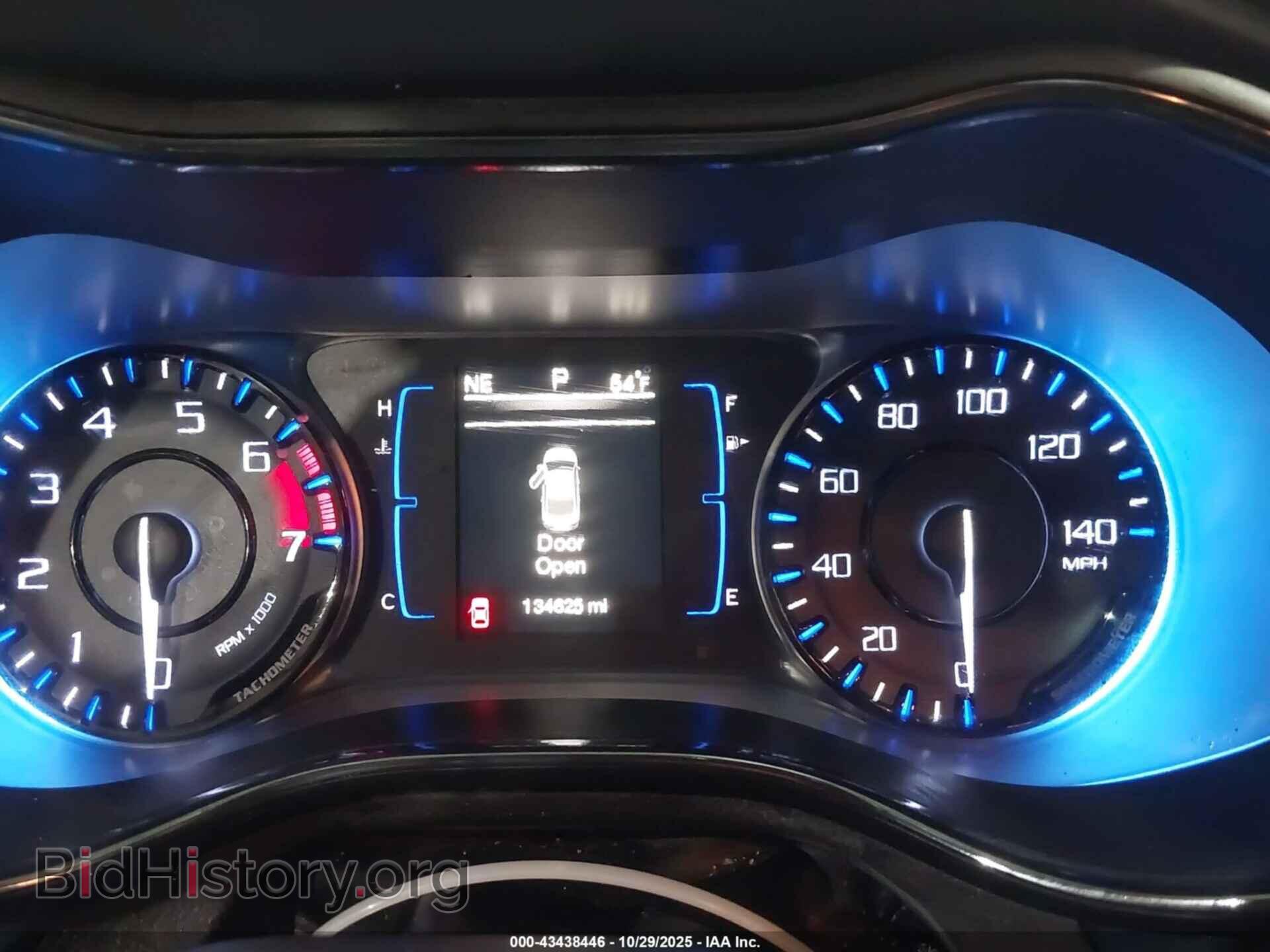 2015 CHRYSLER 200 - VIN: 1C3CCCBB8FN586354 - Фото 7