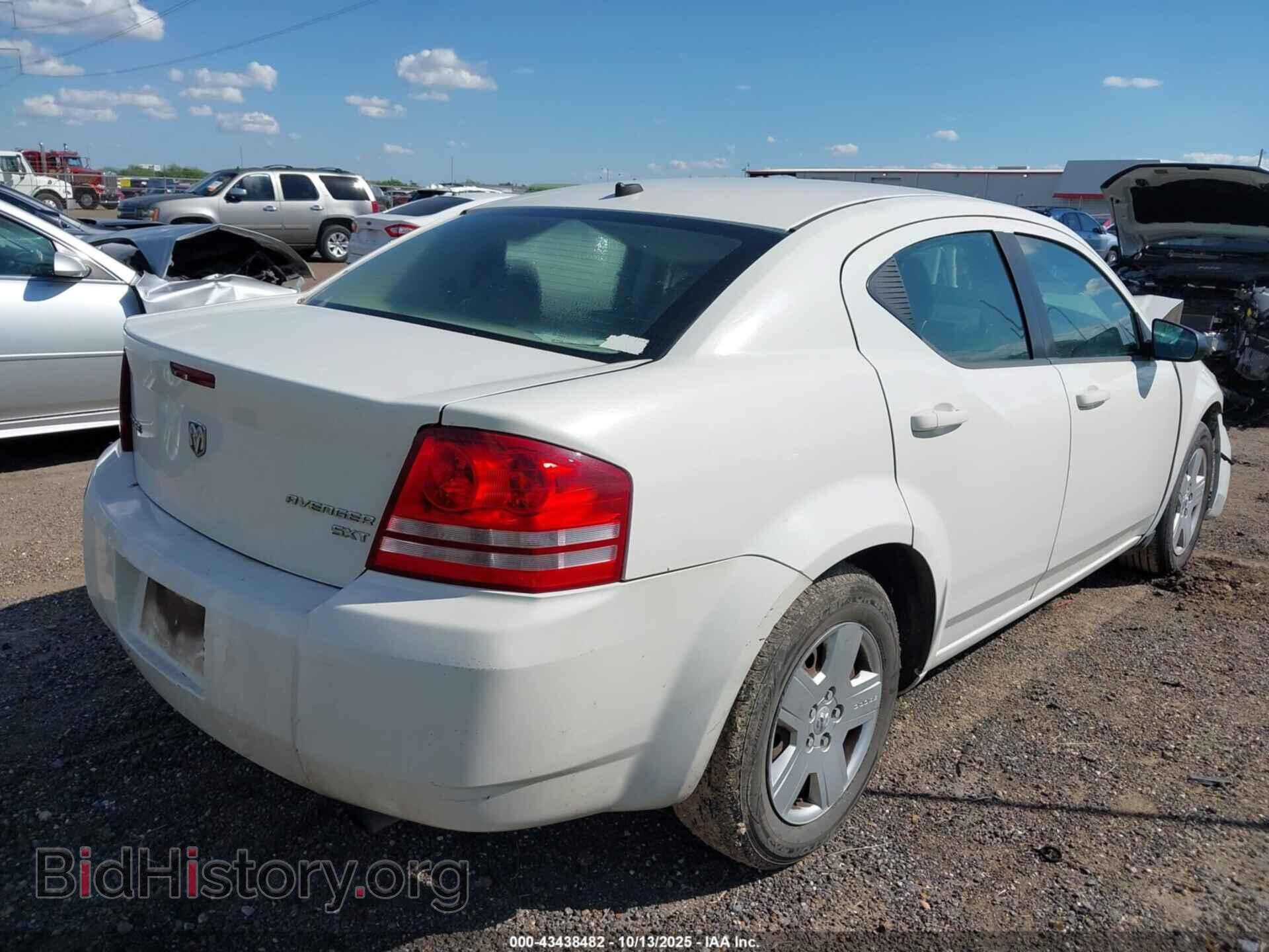 2010 DODGE AVENGER - VIN: 1B3CC4FB8AN214583 - Photo 4