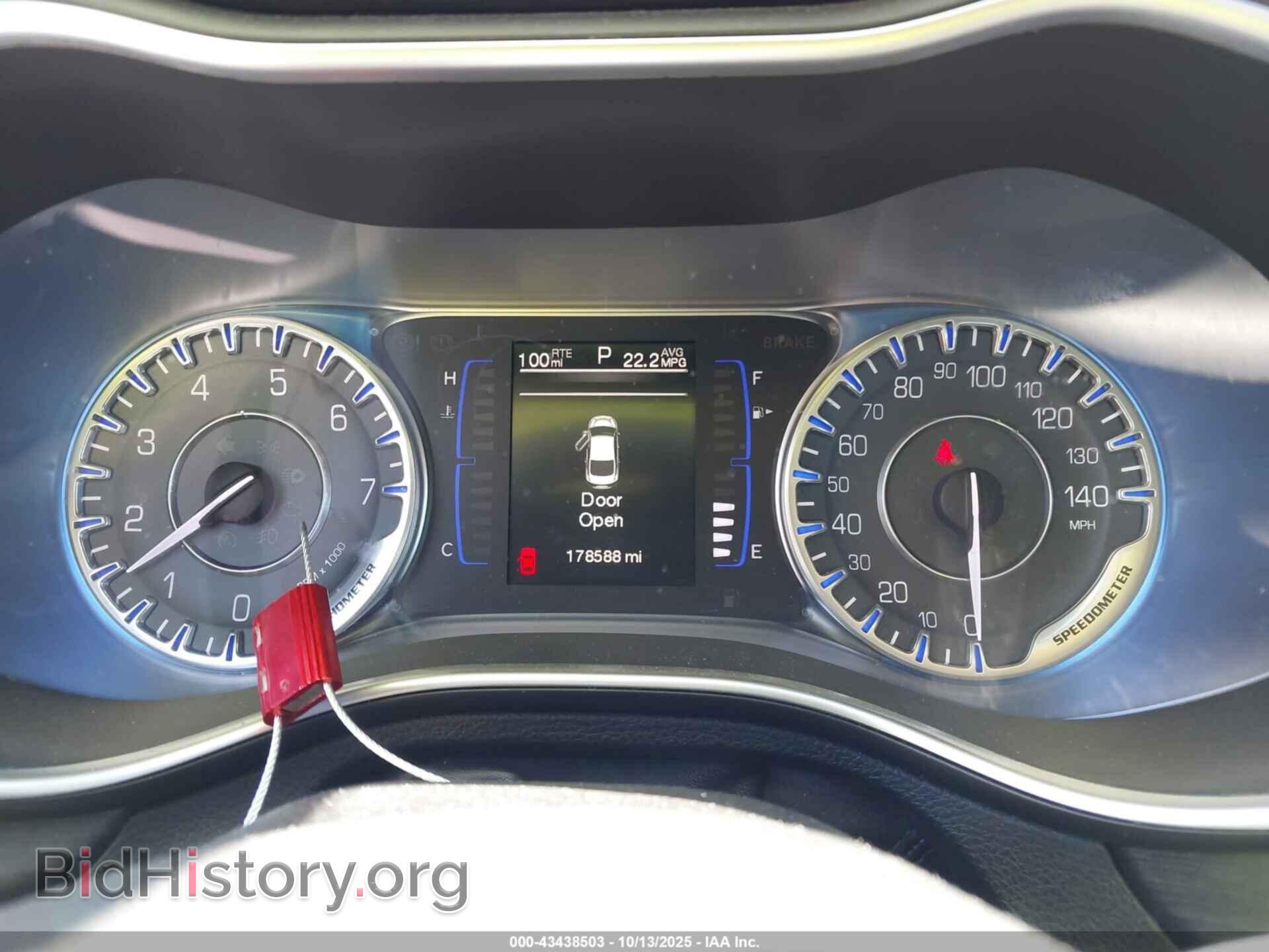 2015 CHRYSLER 200 - VIN: 1C3CCCAB3FN577708 - Photo 7