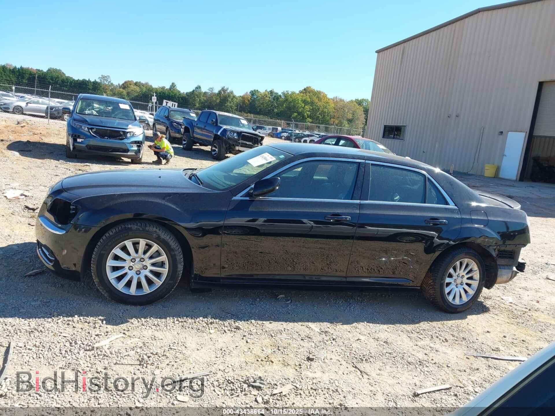 2014 CHRYSLER 300 - VIN: 2C3CCAAGXEH288798 - Фото 15