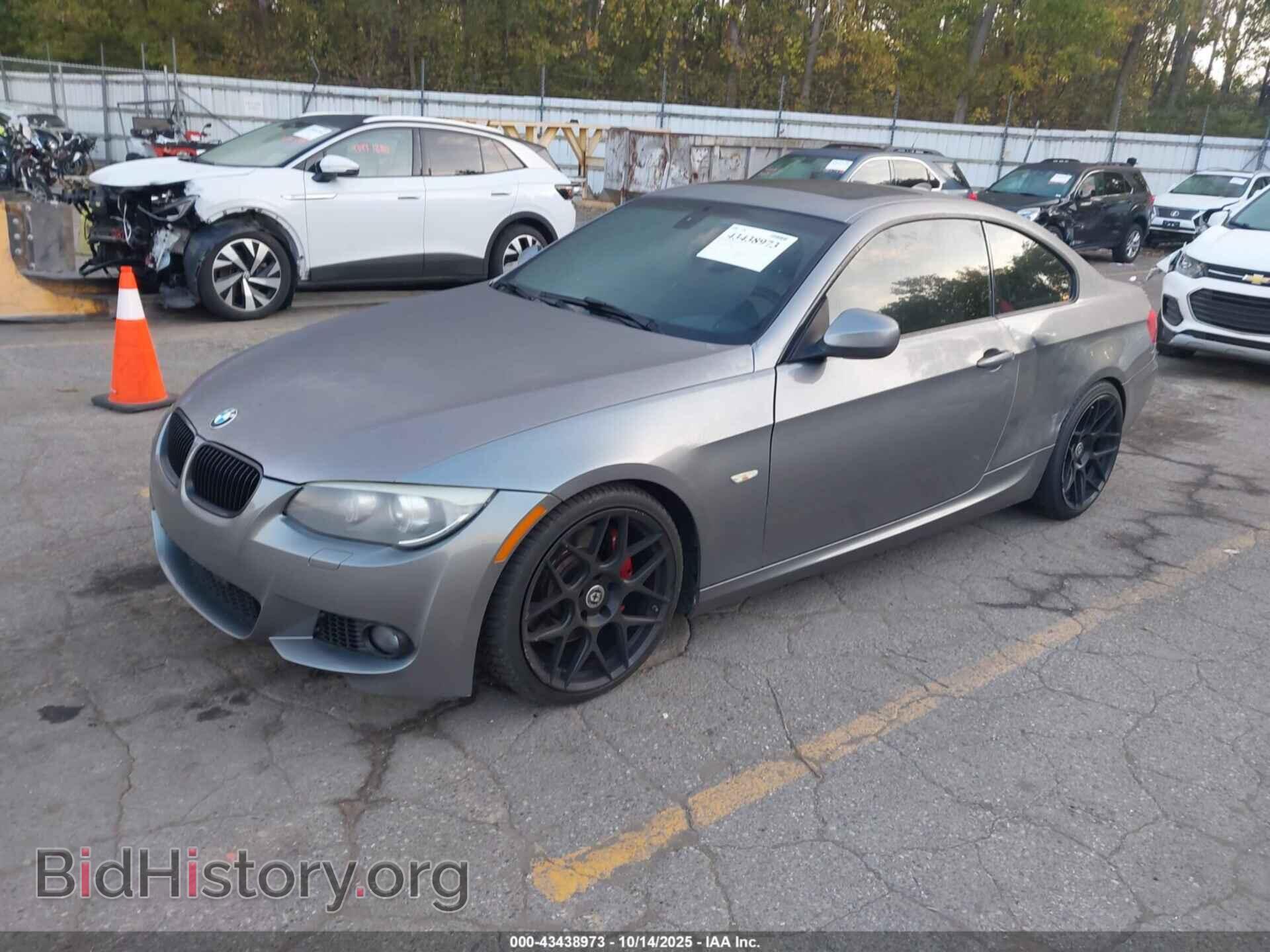 2012 BMW 335I - VIN: WBAKG7C58CE803387 - Фото 2