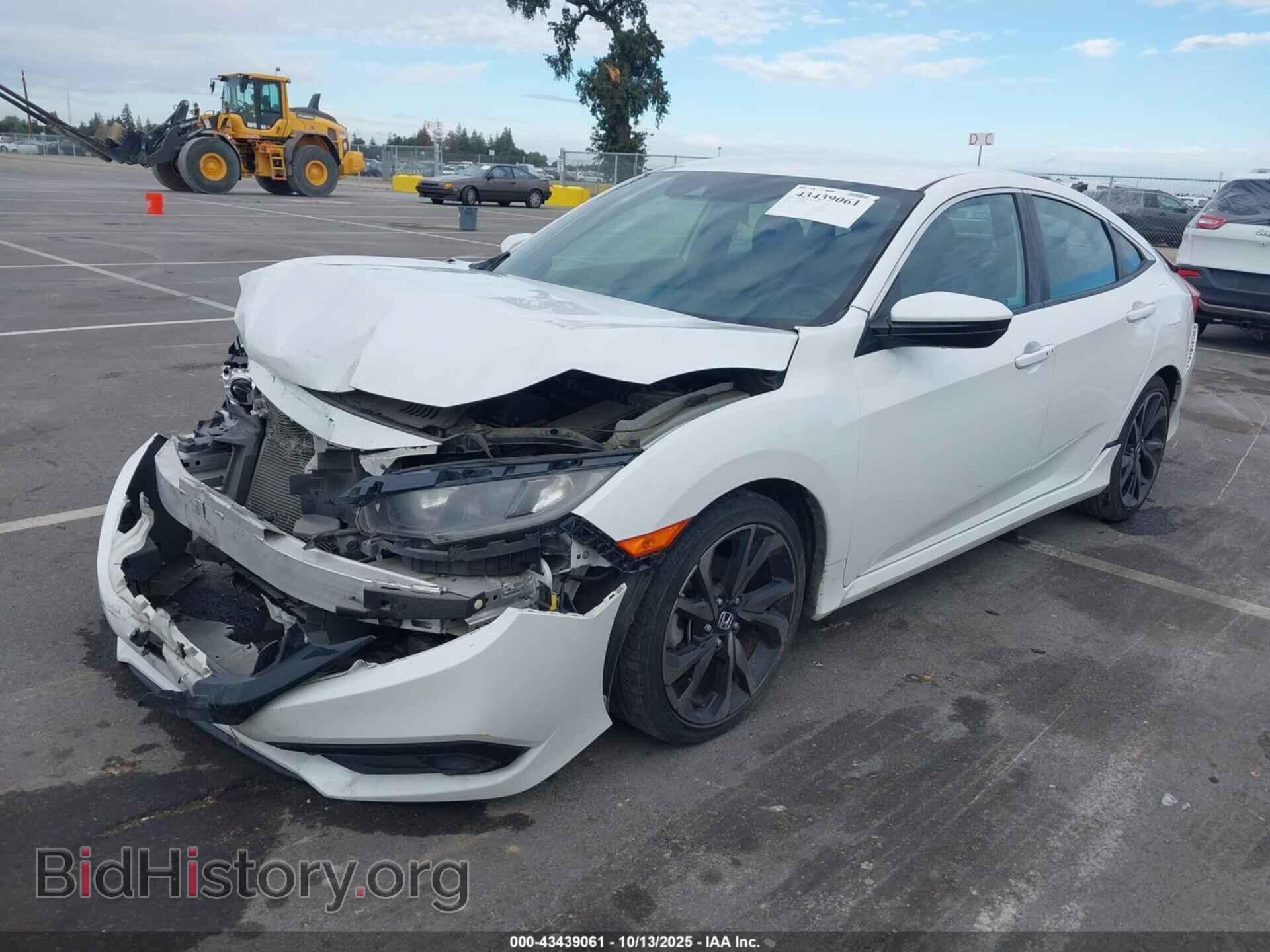 2019 HONDA CIVIC - VIN: 2HGFC2F80KH557100 - Фото 2