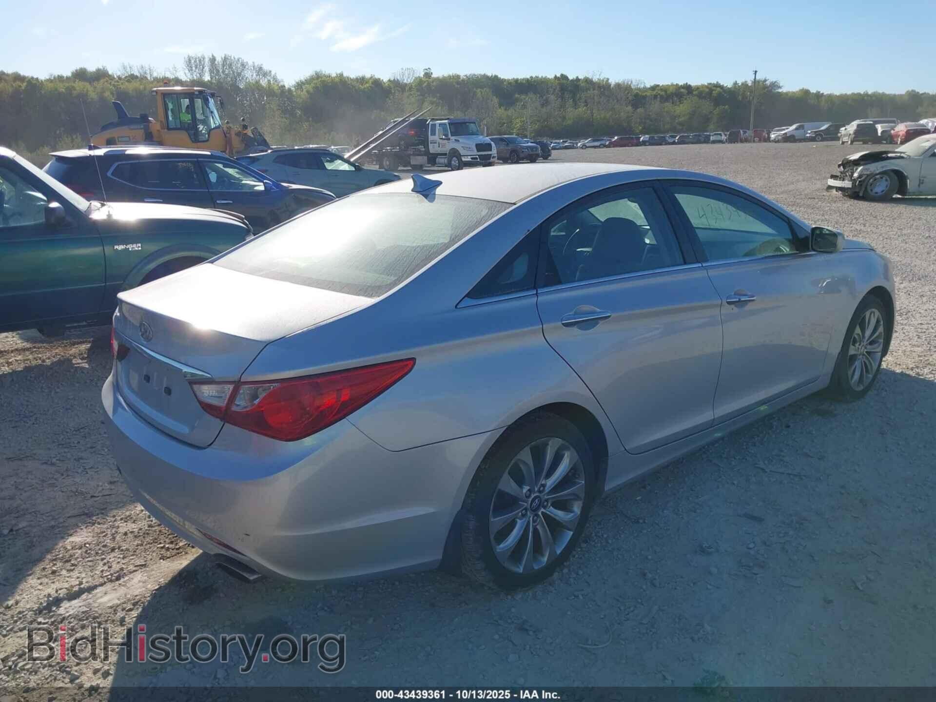 2011 HYUNDAI SONATA - VIN: 5NPEC4AC3BH102394 - Фото 4