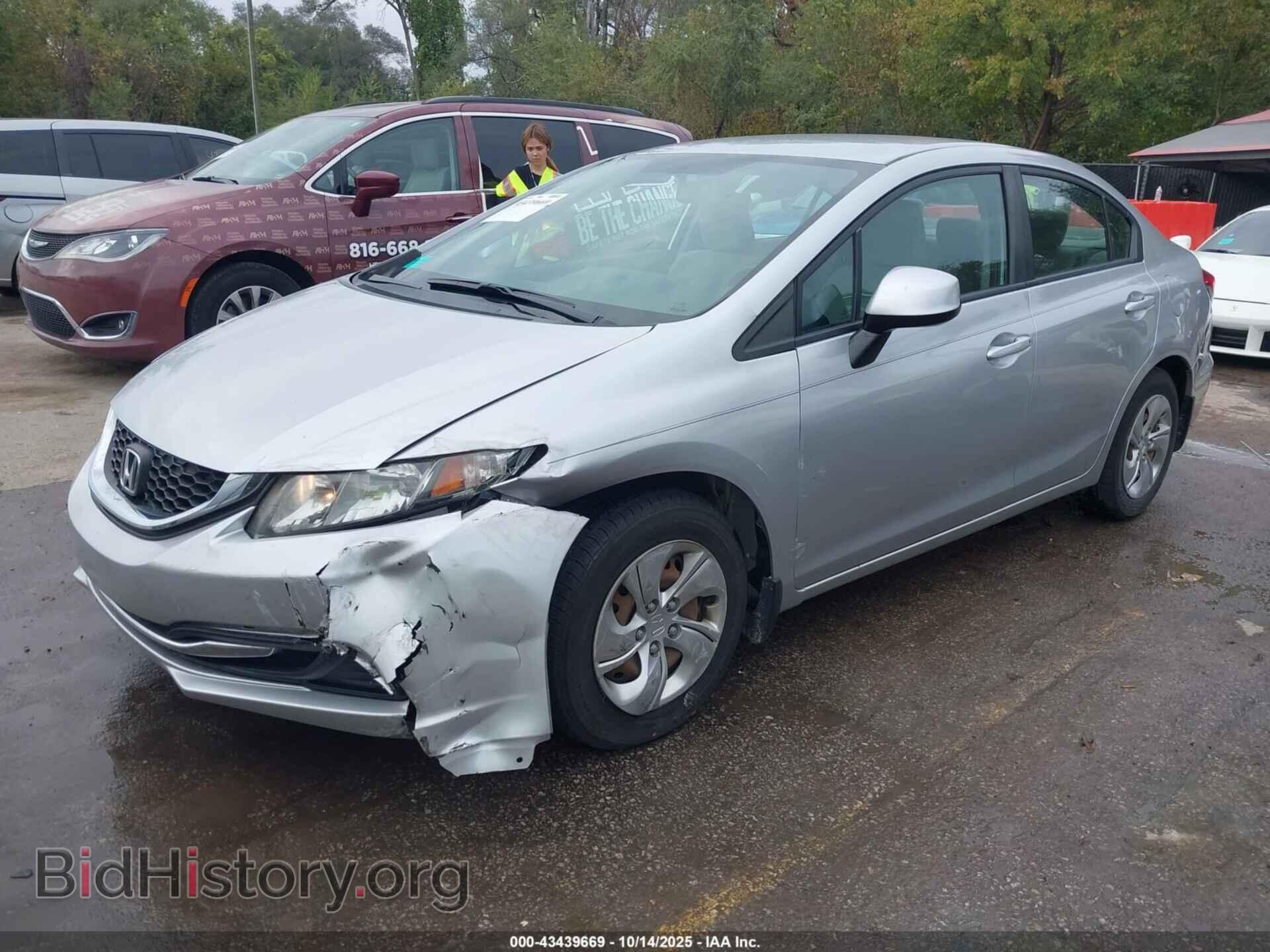 2013 HONDA CIVIC - VIN: 19XFB2F58DE045199 - Фото 2