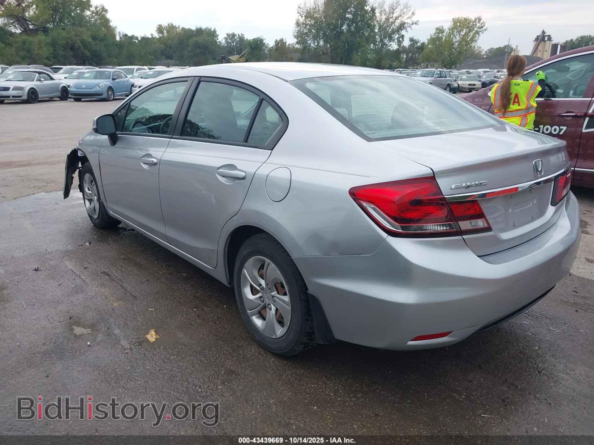 2013 HONDA CIVIC - VIN: 19XFB2F58DE045199 - Фото 3