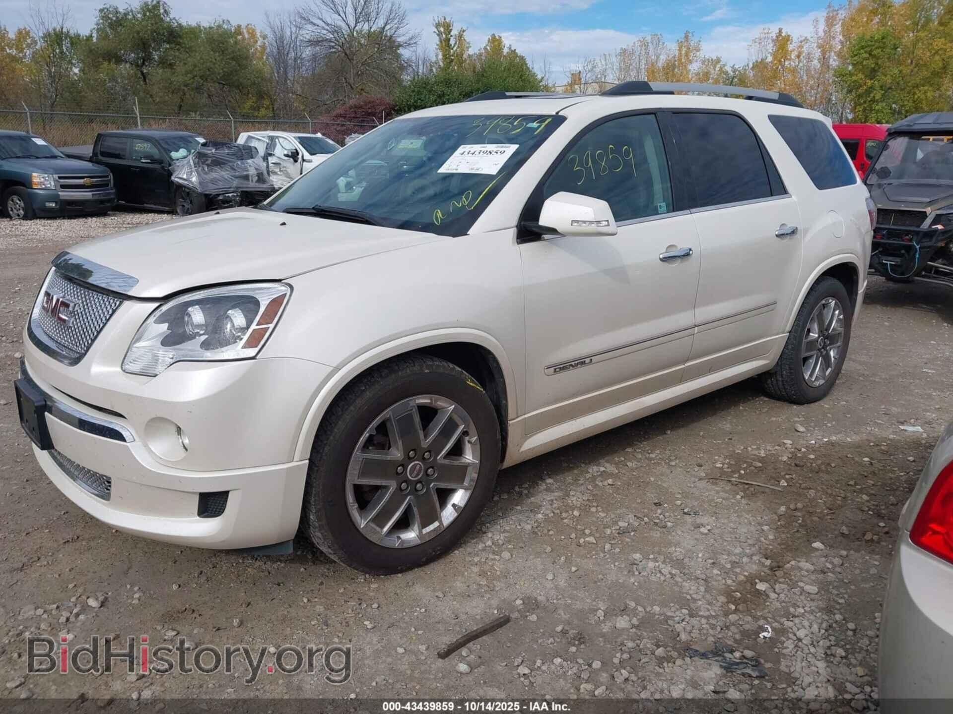 2011 GMC ACADIA - VIN: 1GKKVTED4BJ246820 - Фото 2